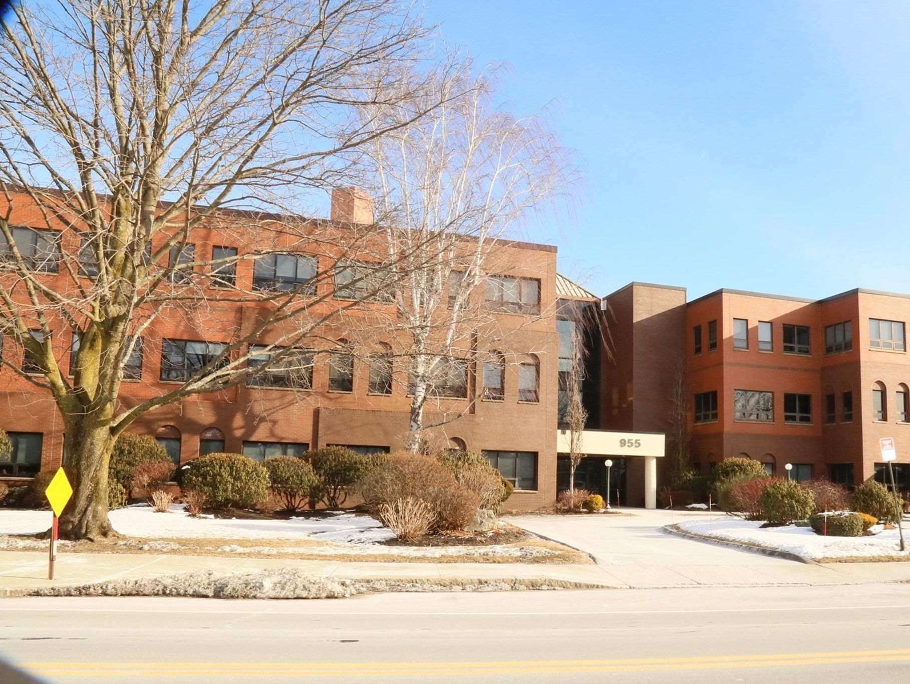 955 Main St Unit 305, Winchester, MA 01890