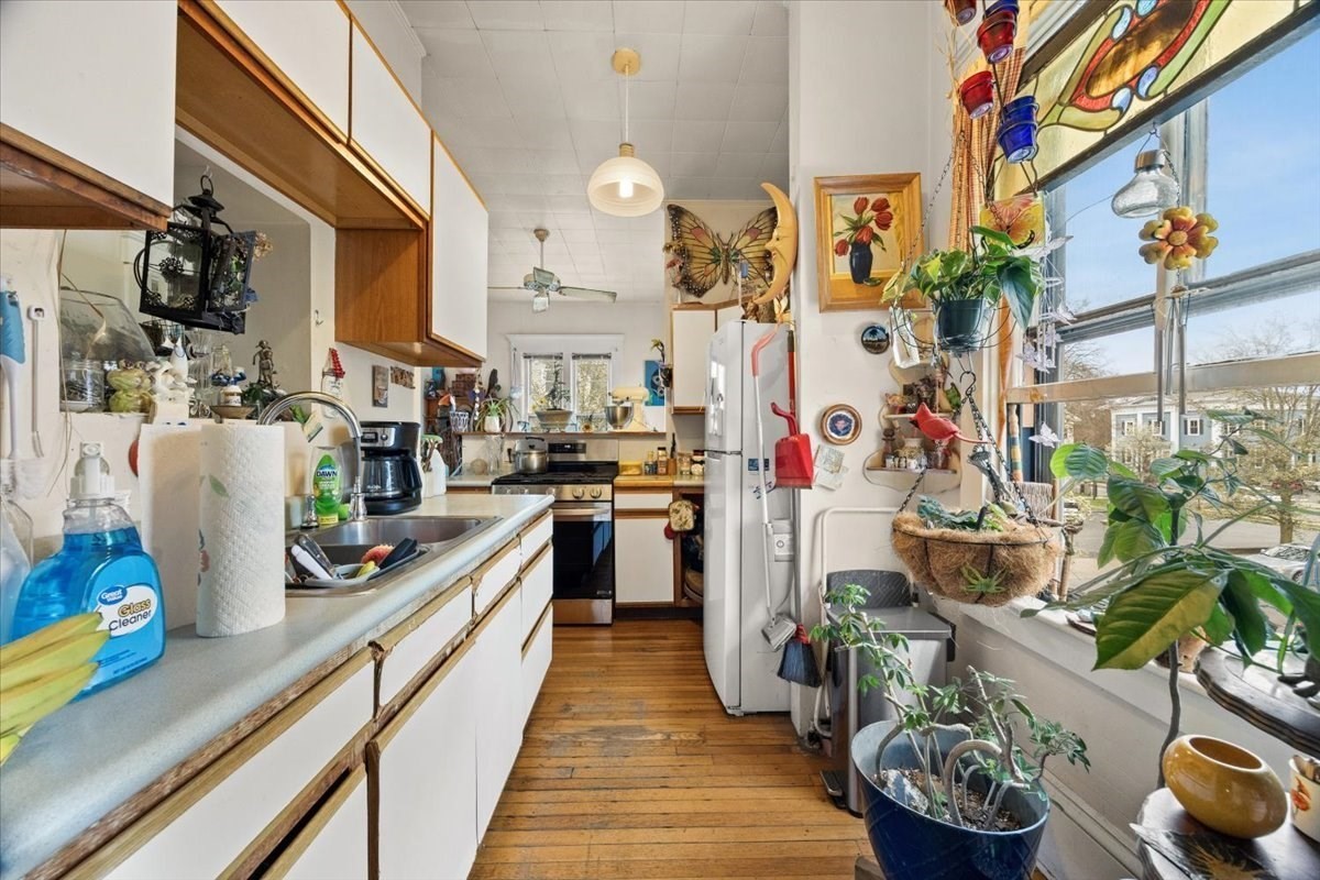 179 Cottage St, New Bedford, MA 02740 - Image 14