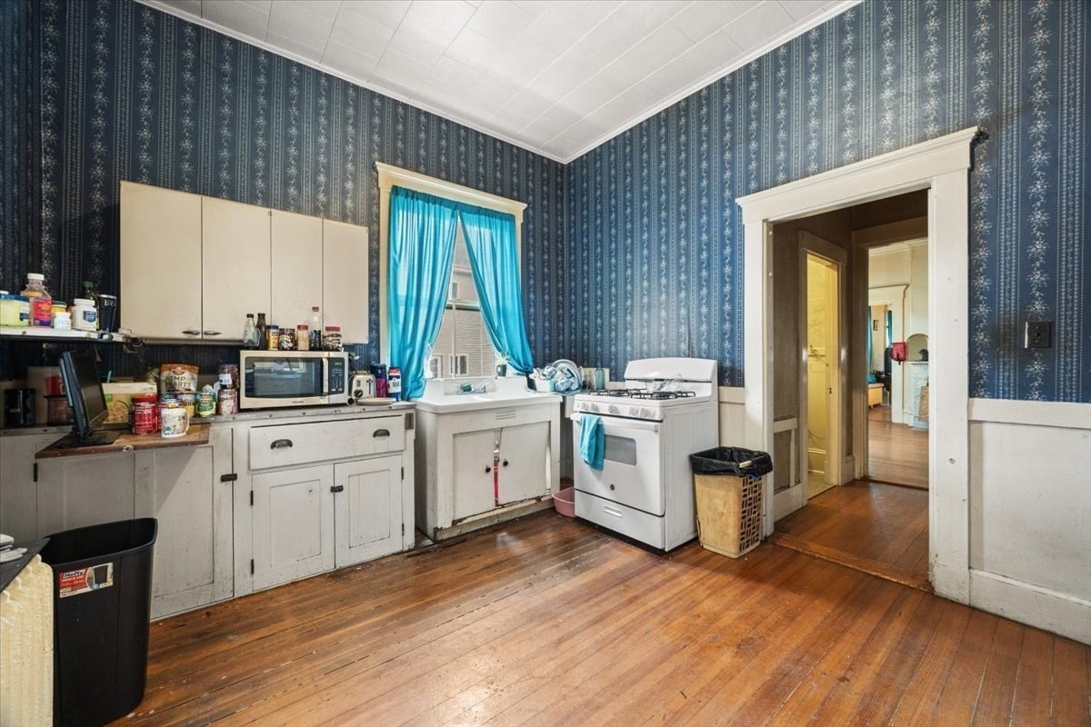 179 Cottage St, New Bedford, MA 02740 - Image 20