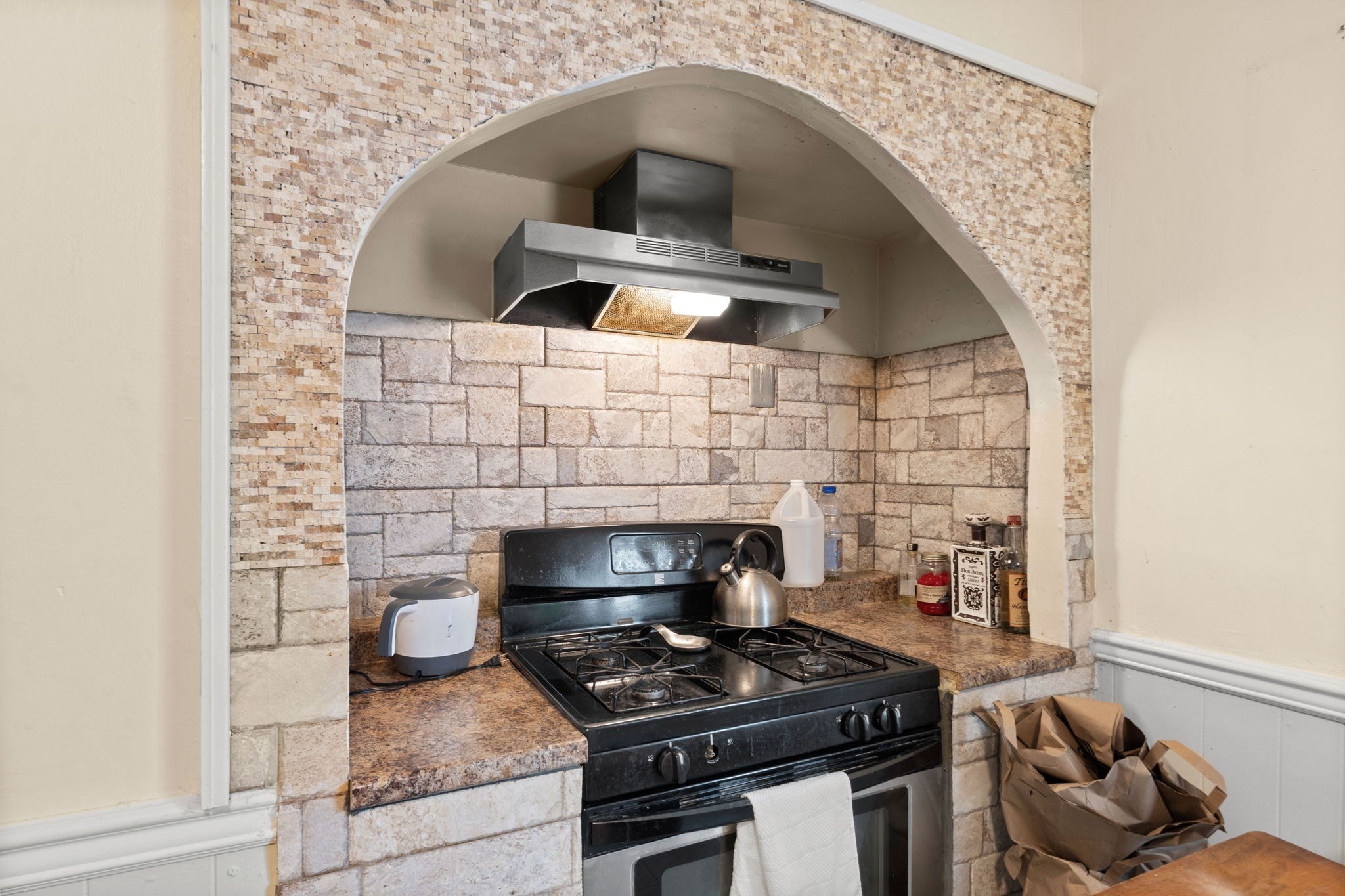 969 Canterbury St, Roslindale, Boston, MA 02131 - Image 22