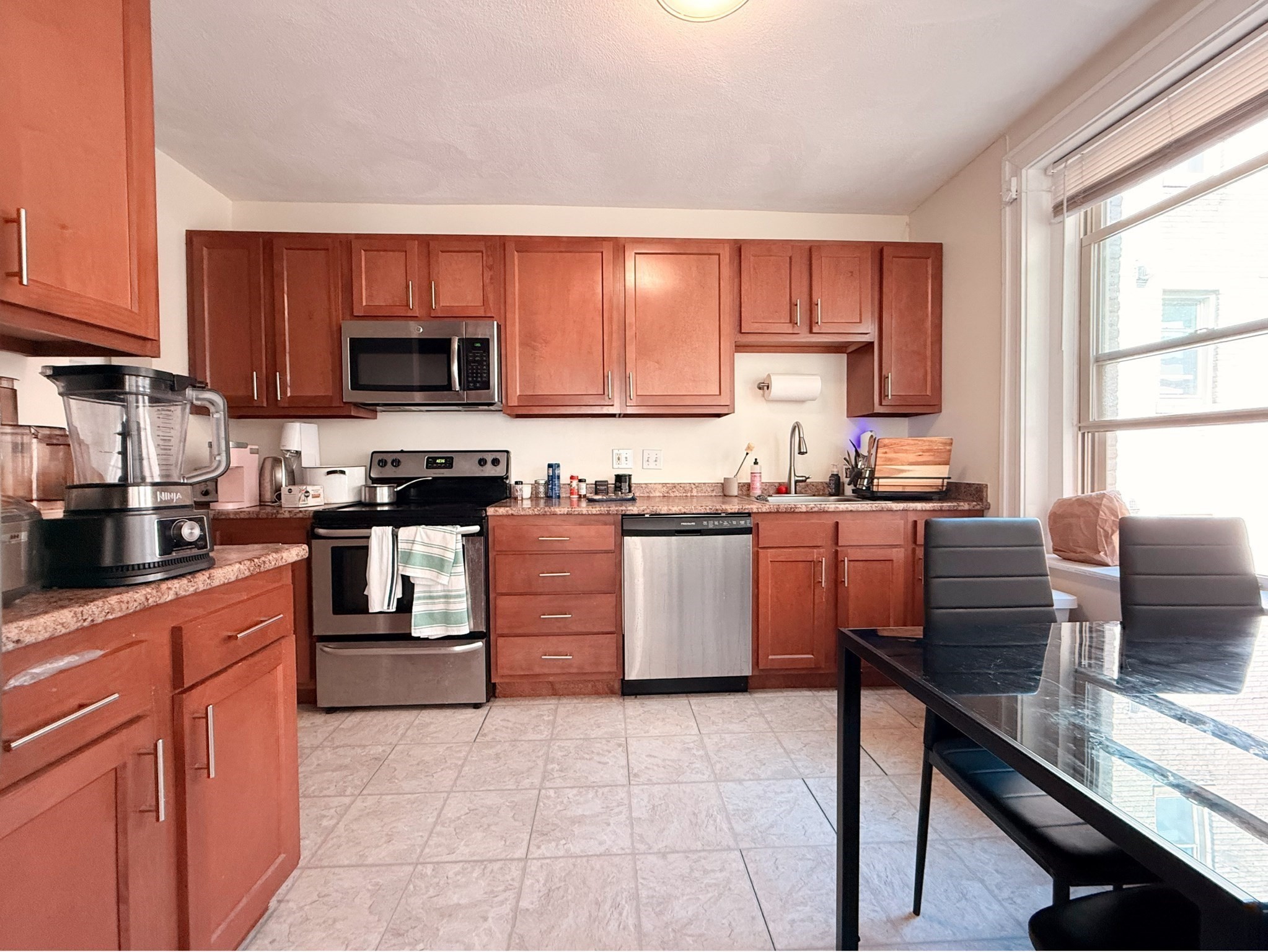28 Ransom Rd Unit 8, Brighton, Boston, MA 02135 - Image 2