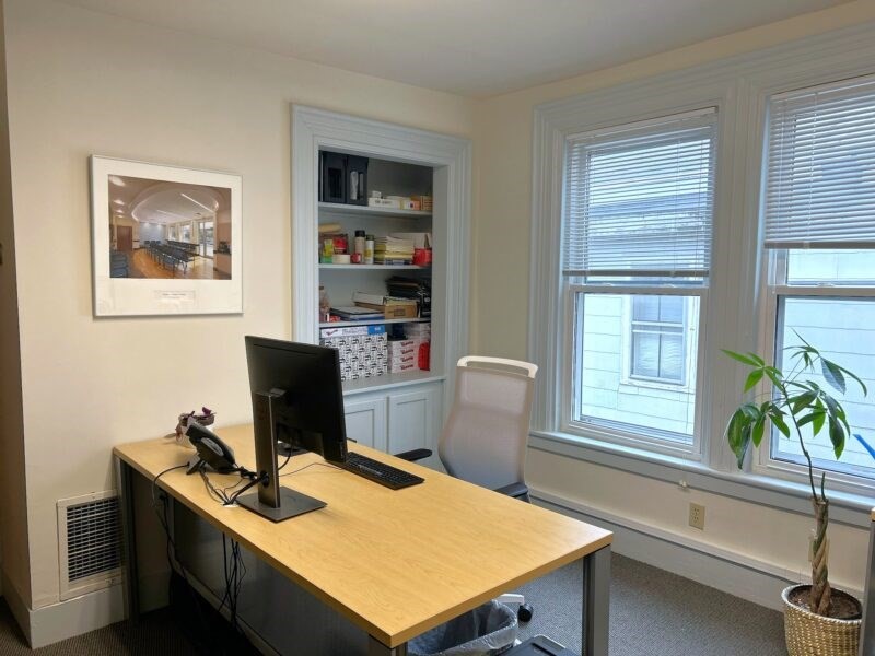 1073 Washington St, Newton, MA 02458