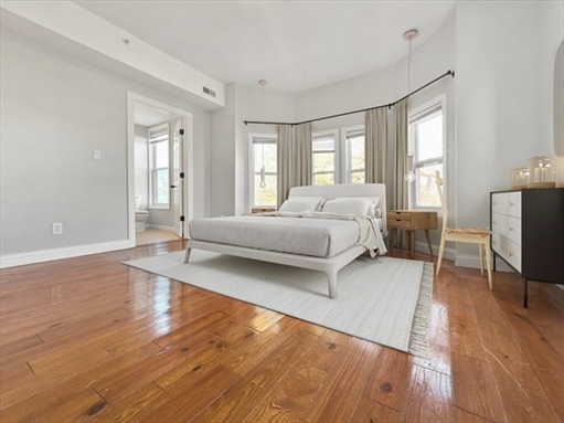 26 Arcadia, Apt 2R