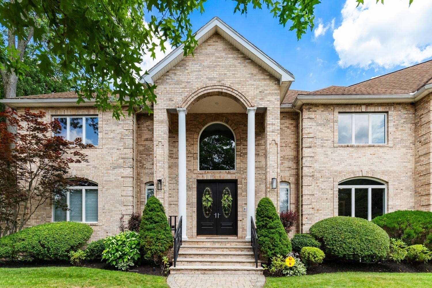7 Freeman St, Lynnfield, MA 01940