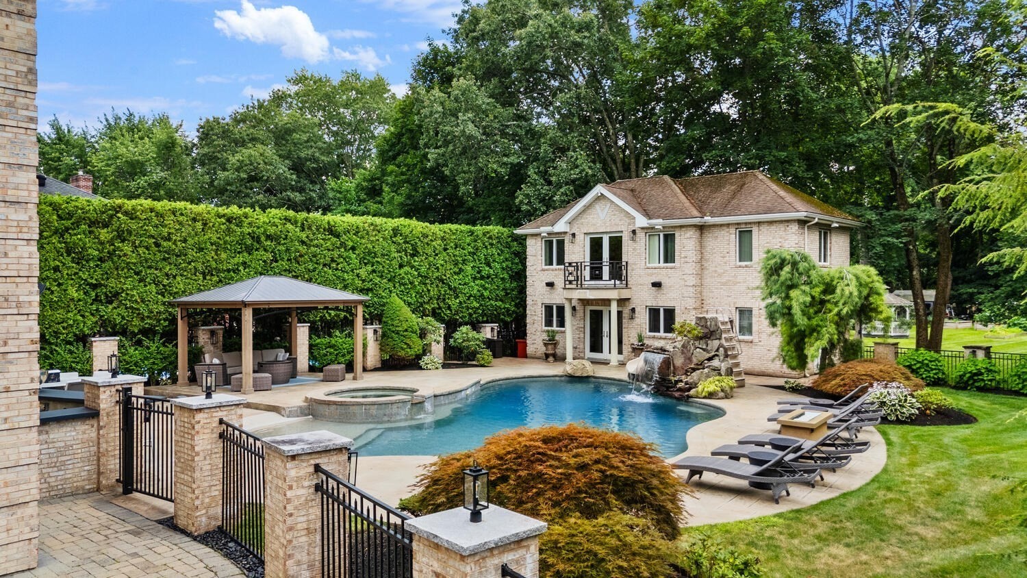 7 Freeman St, Lynnfield, MA 01940 - Image 4