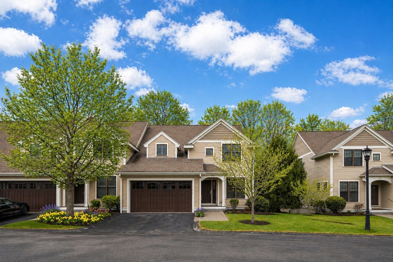 10 Graystone Cir Unit 10, Winchester, MA 01890