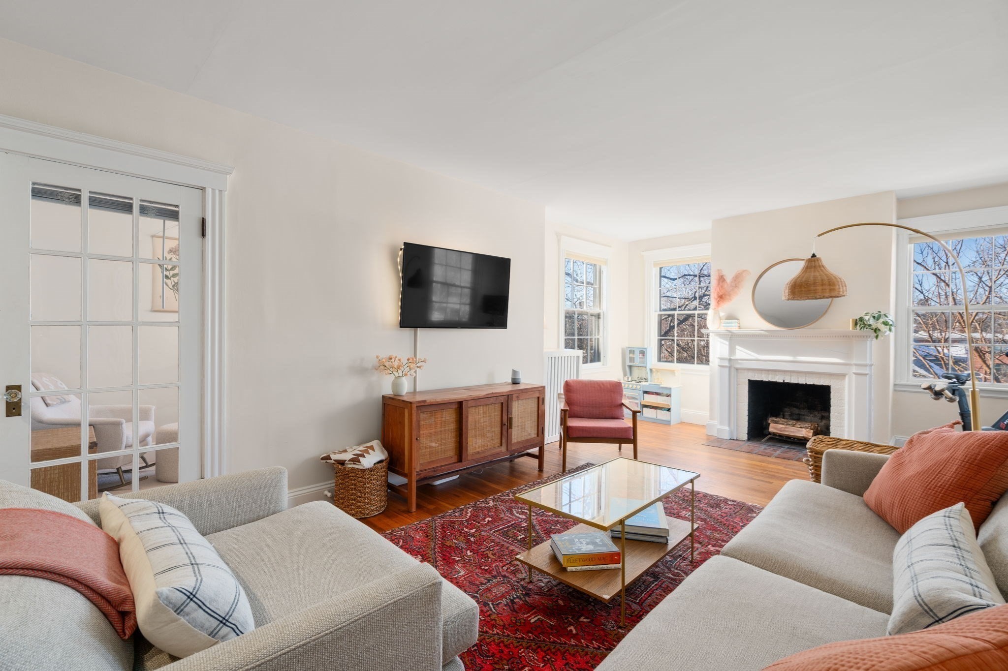 43 Linnaean Street Unit 46A, Cambridge, MA 02138