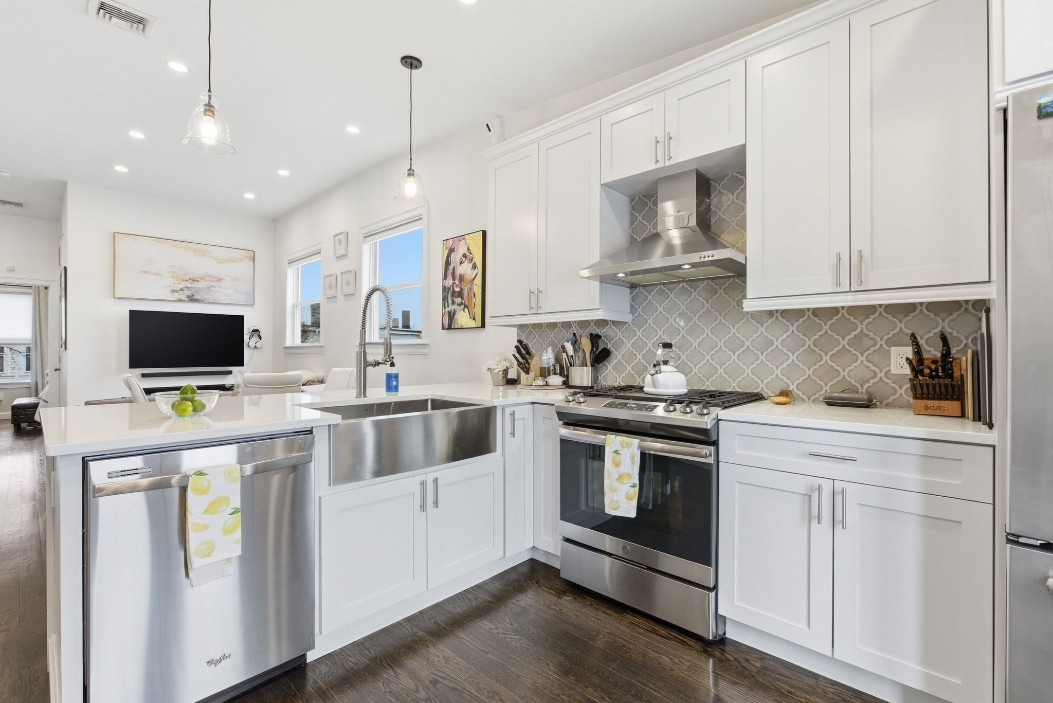 167 Putnam St Unit PH 3, East Boston, Boston, MA 02128 - Image 3