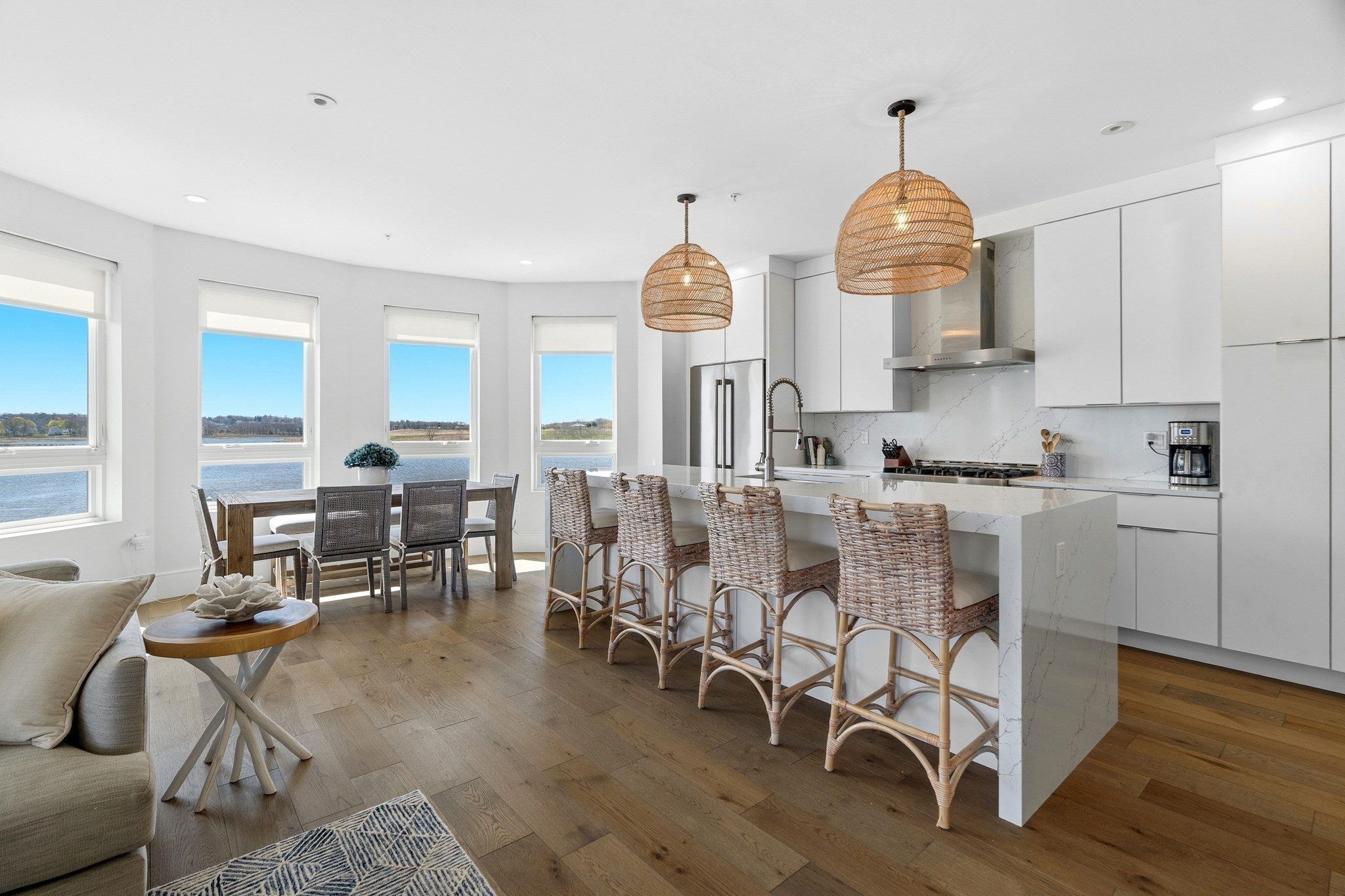 60 Newbury St Unit 1, Quincy, MA 02171