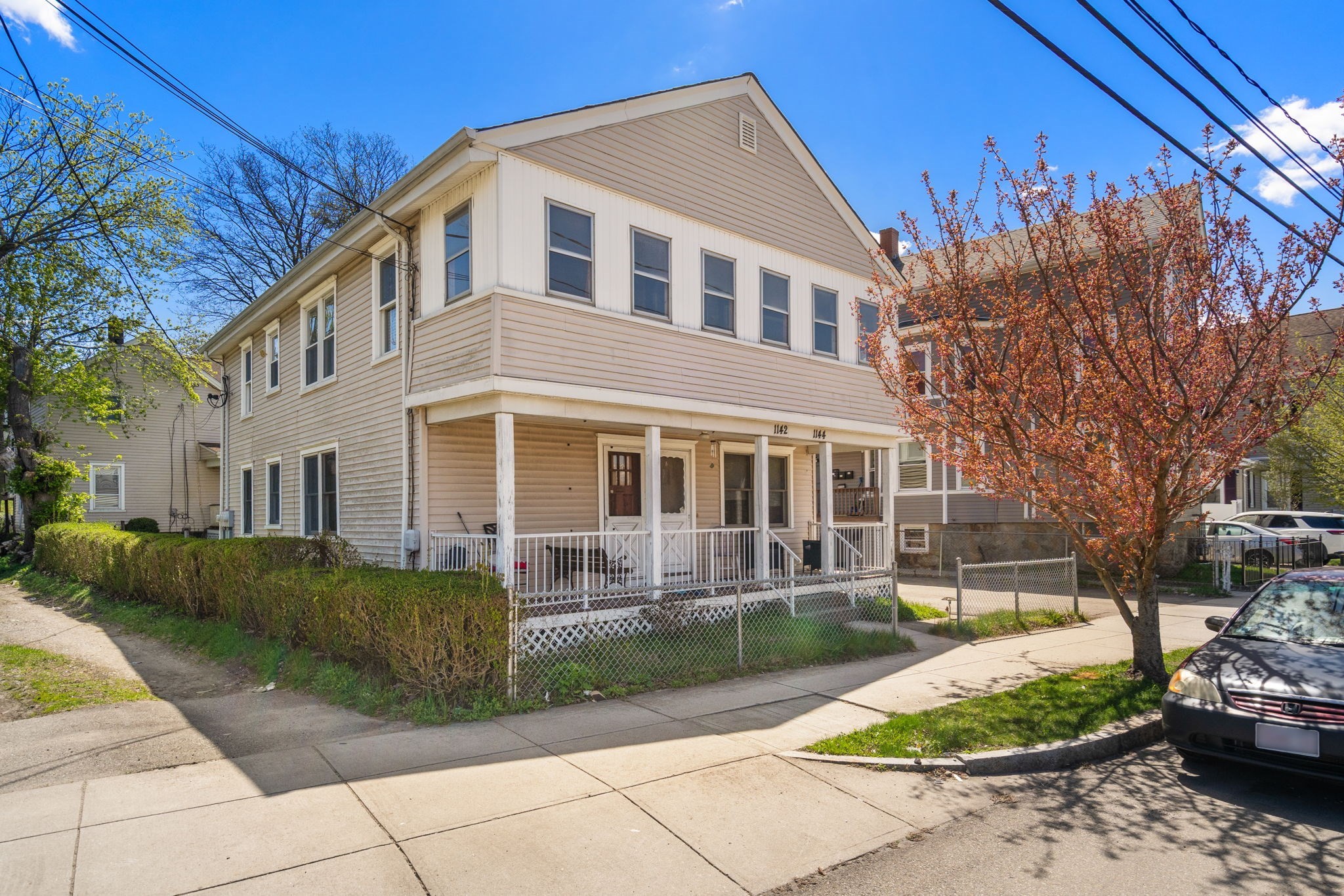 1142 Plymouth Ave, Fall River, MA 02721