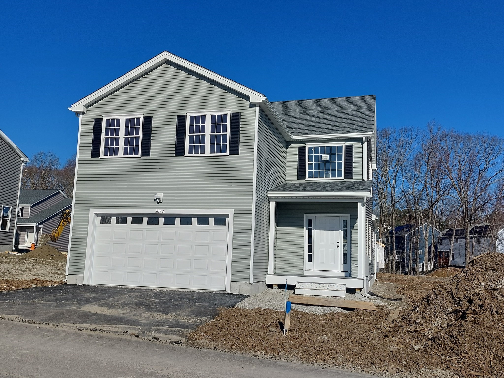 20 Crownshield, Uxbridge, MA 01569