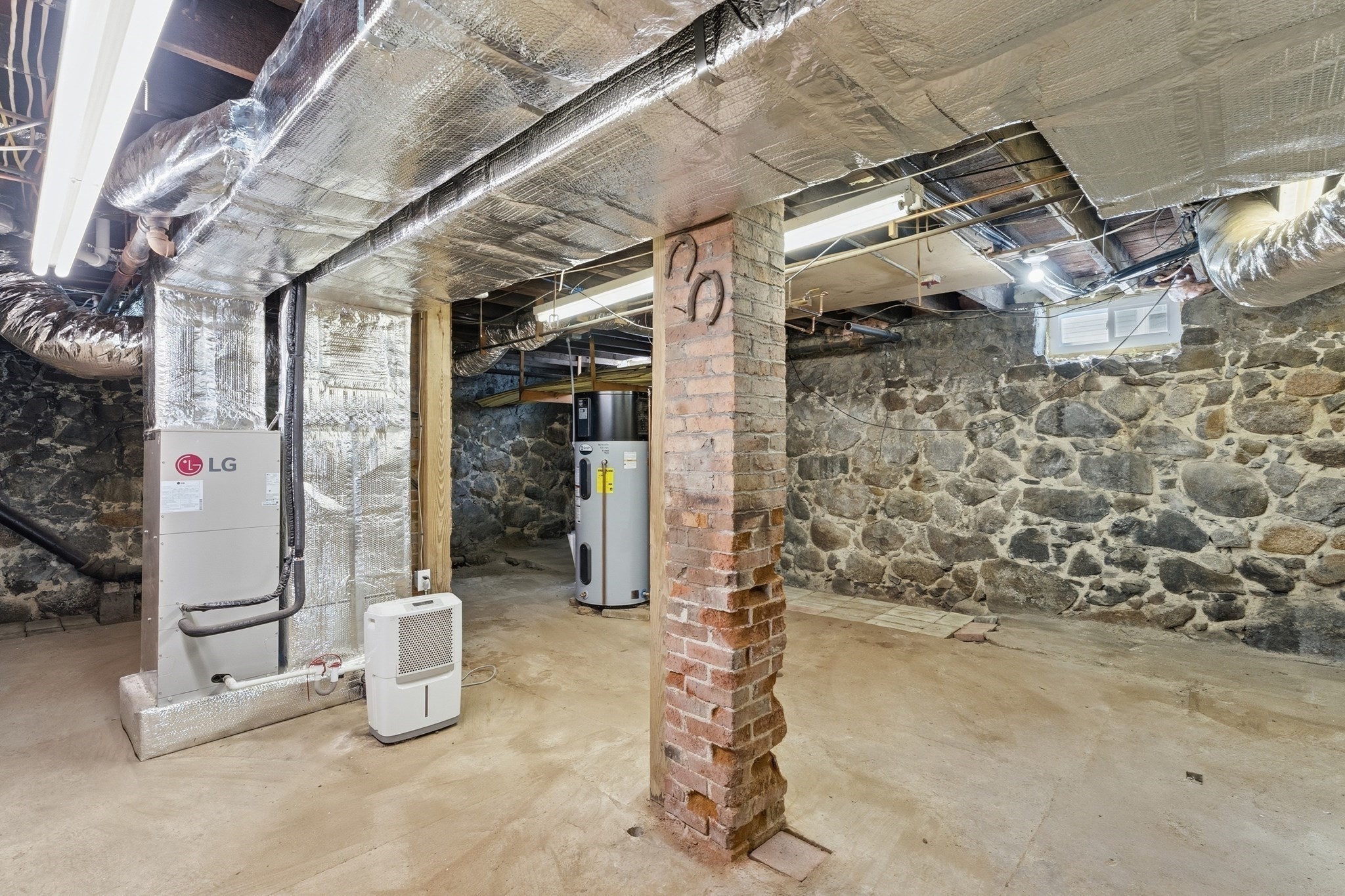 19 Appleton St, Salem, MA 01970 - Image 41