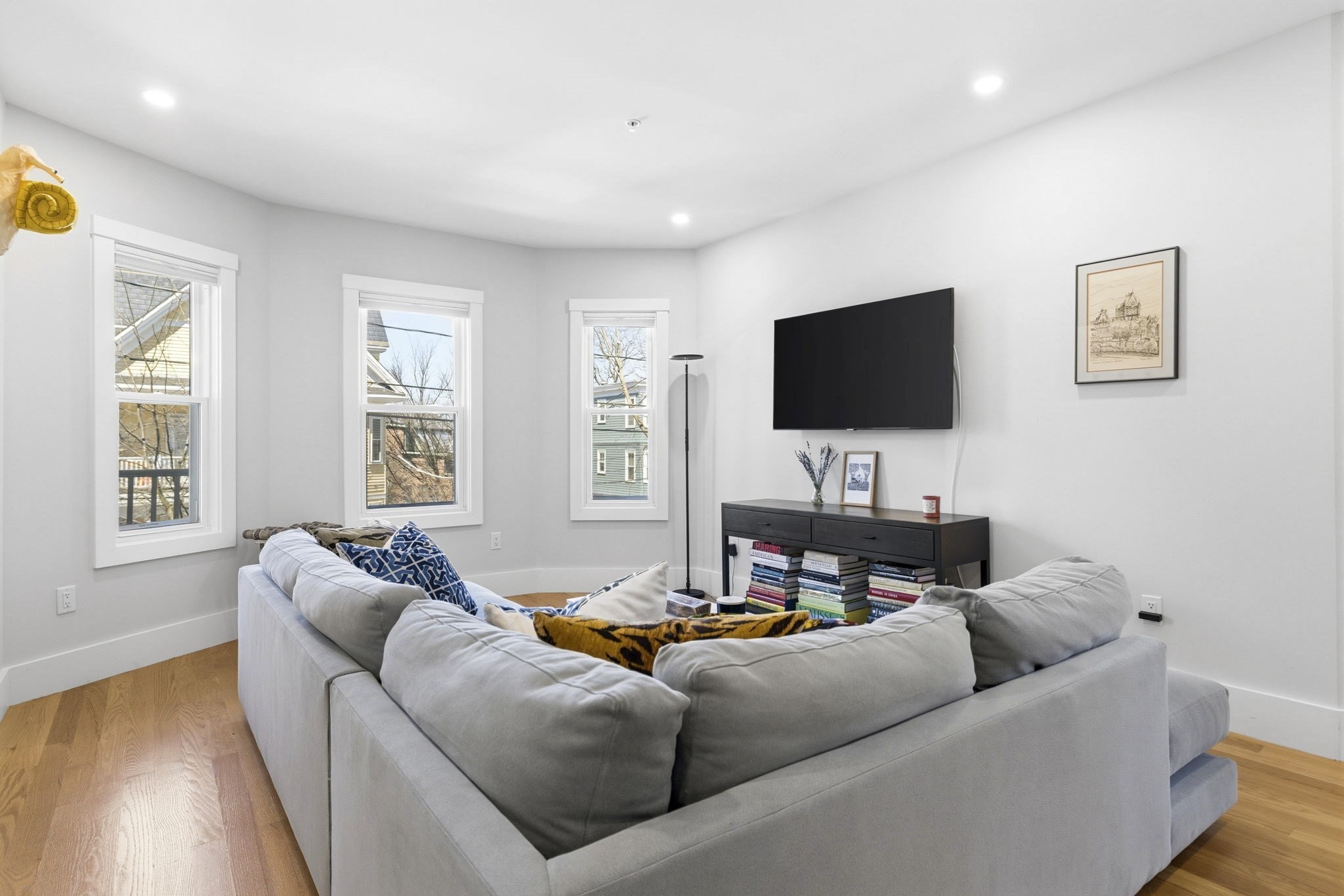 32 Cambridge Terrace Unit 1, Cambridge, MA 02140 - Image 3