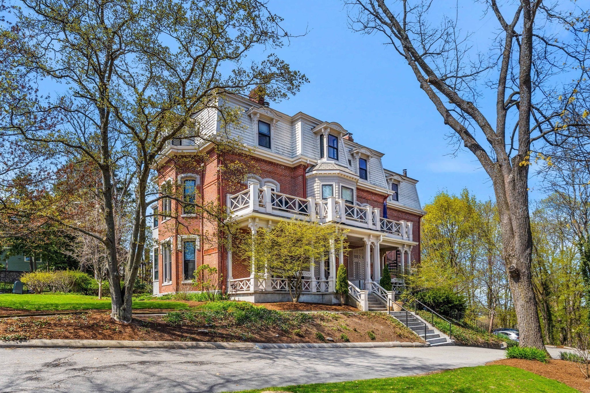 101 Summit Unit E, Brookline, MA 02446