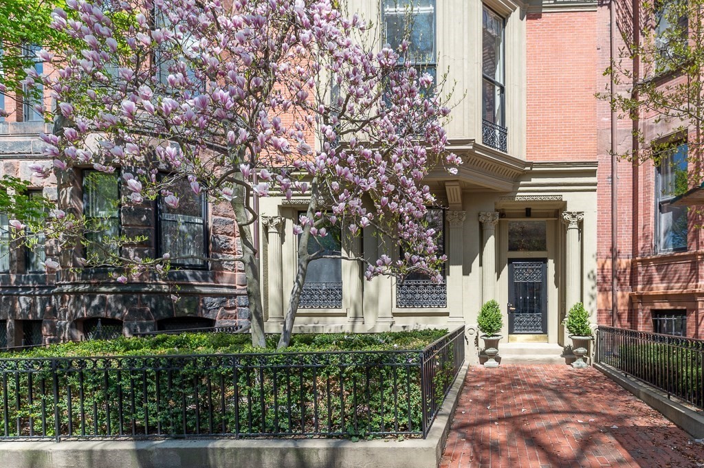 183 Commonwealth Ave. Unit PH, Back Bay, Boston, MA 02116