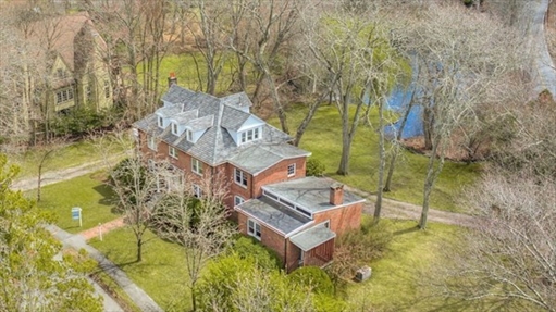 24 Radcliff Rd