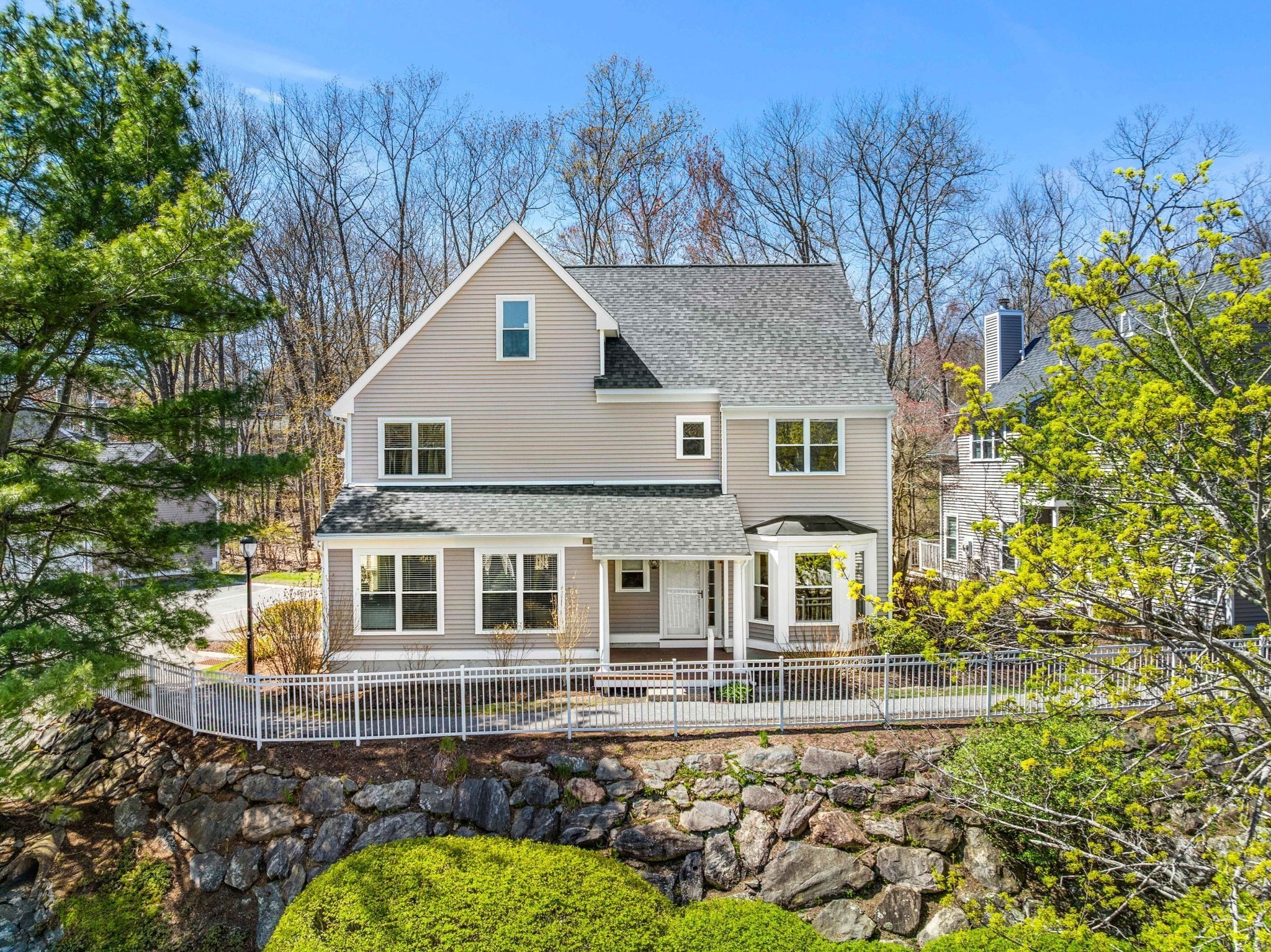 25 Pond Lane Unit 25, Burlington, MA 01803