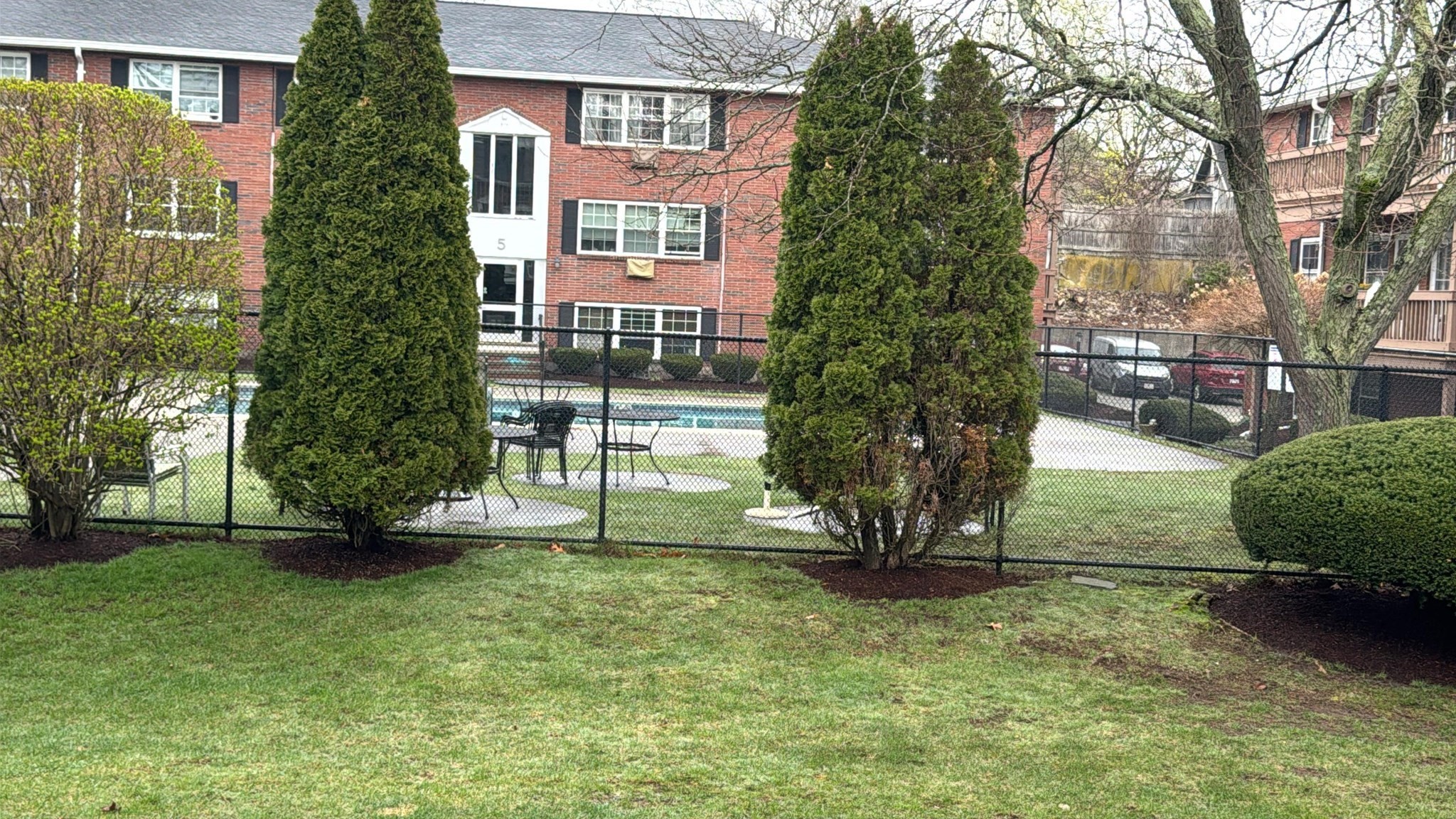 6 Tara Dr Unit 5, Weymouth, MA 02188