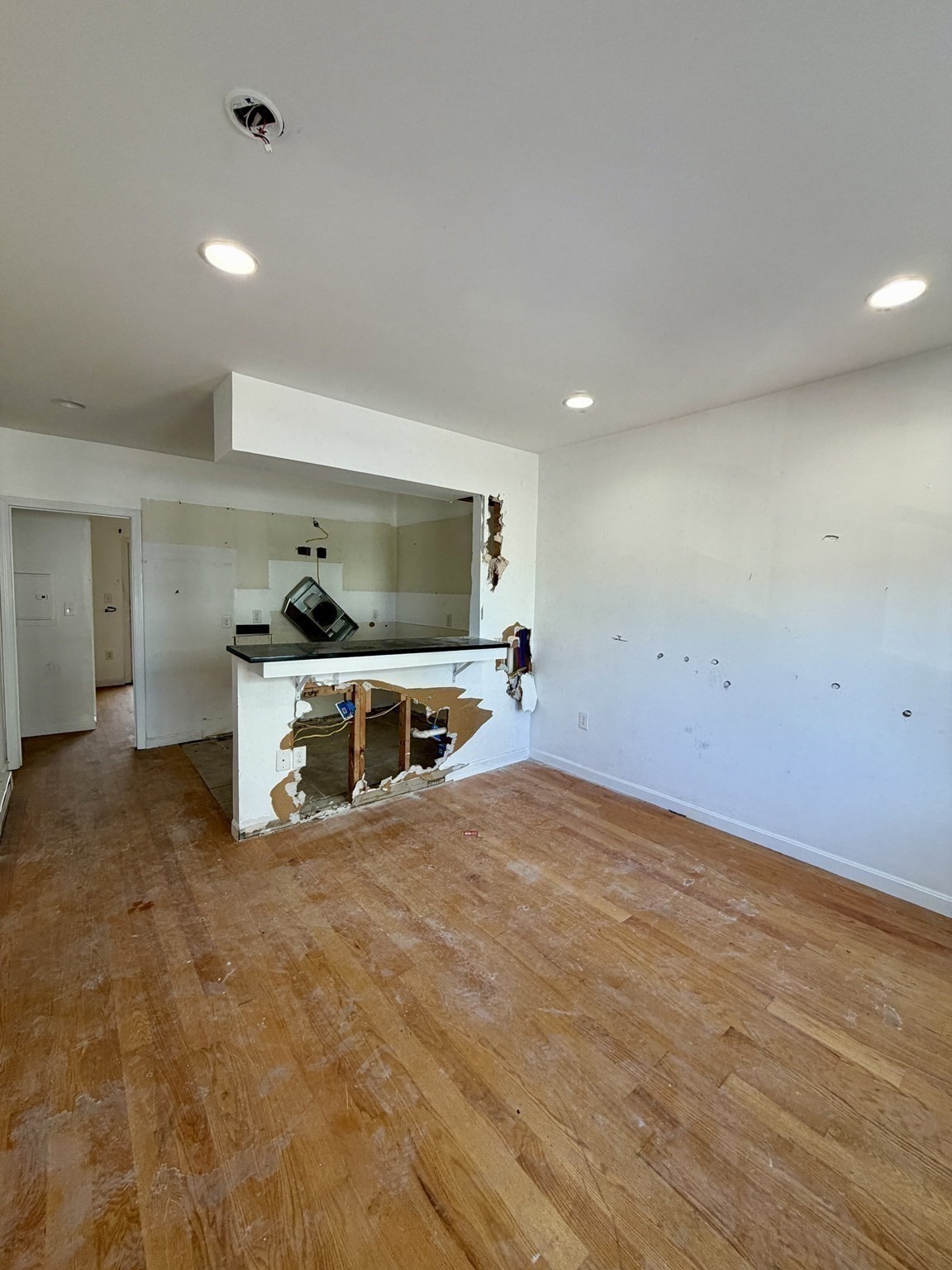 8 Leeds St, South Boston, Boston, MA 02127 - Image 11