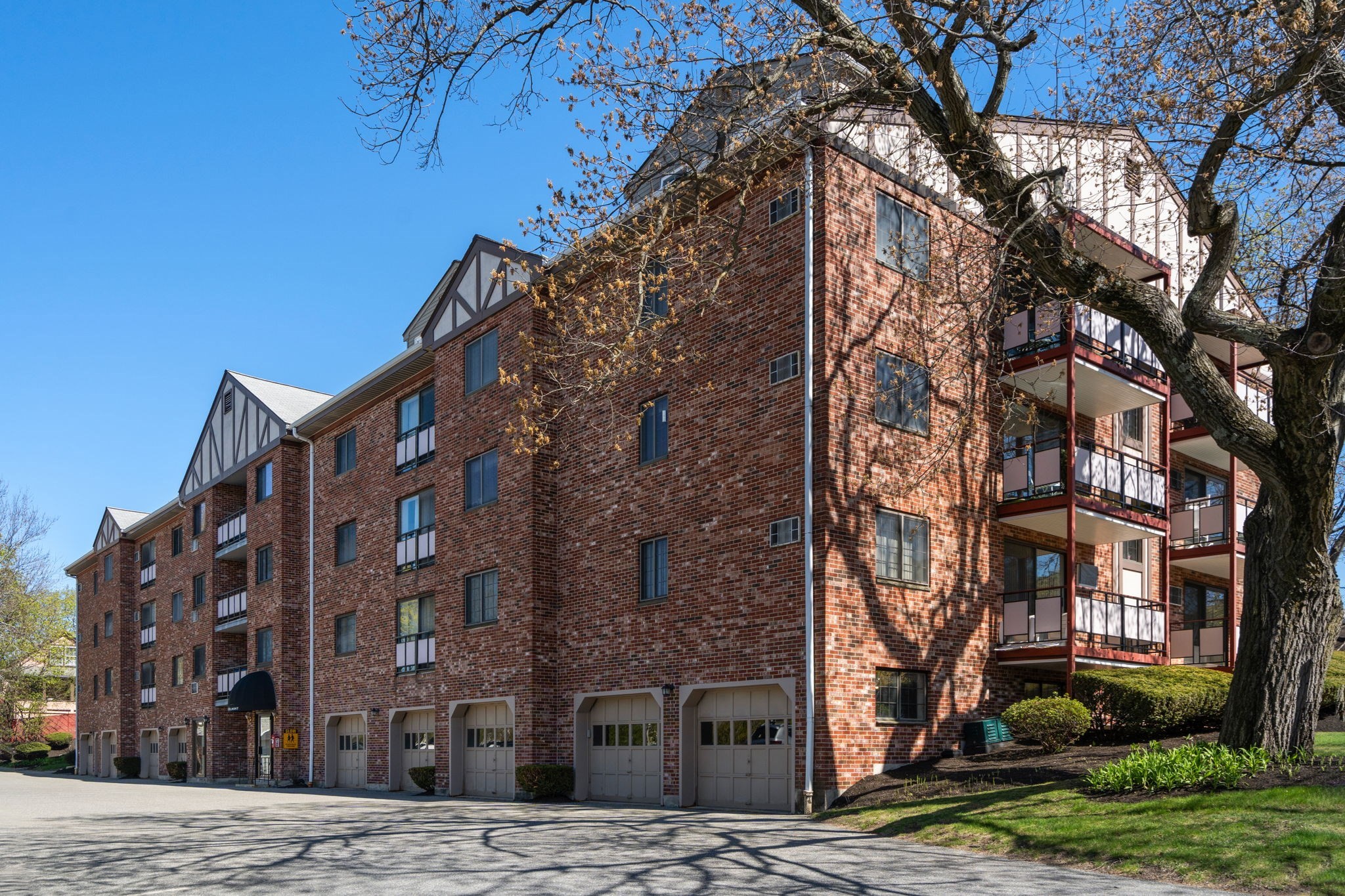 100 Lexington Street Unit B8, Belmont, MA 02478