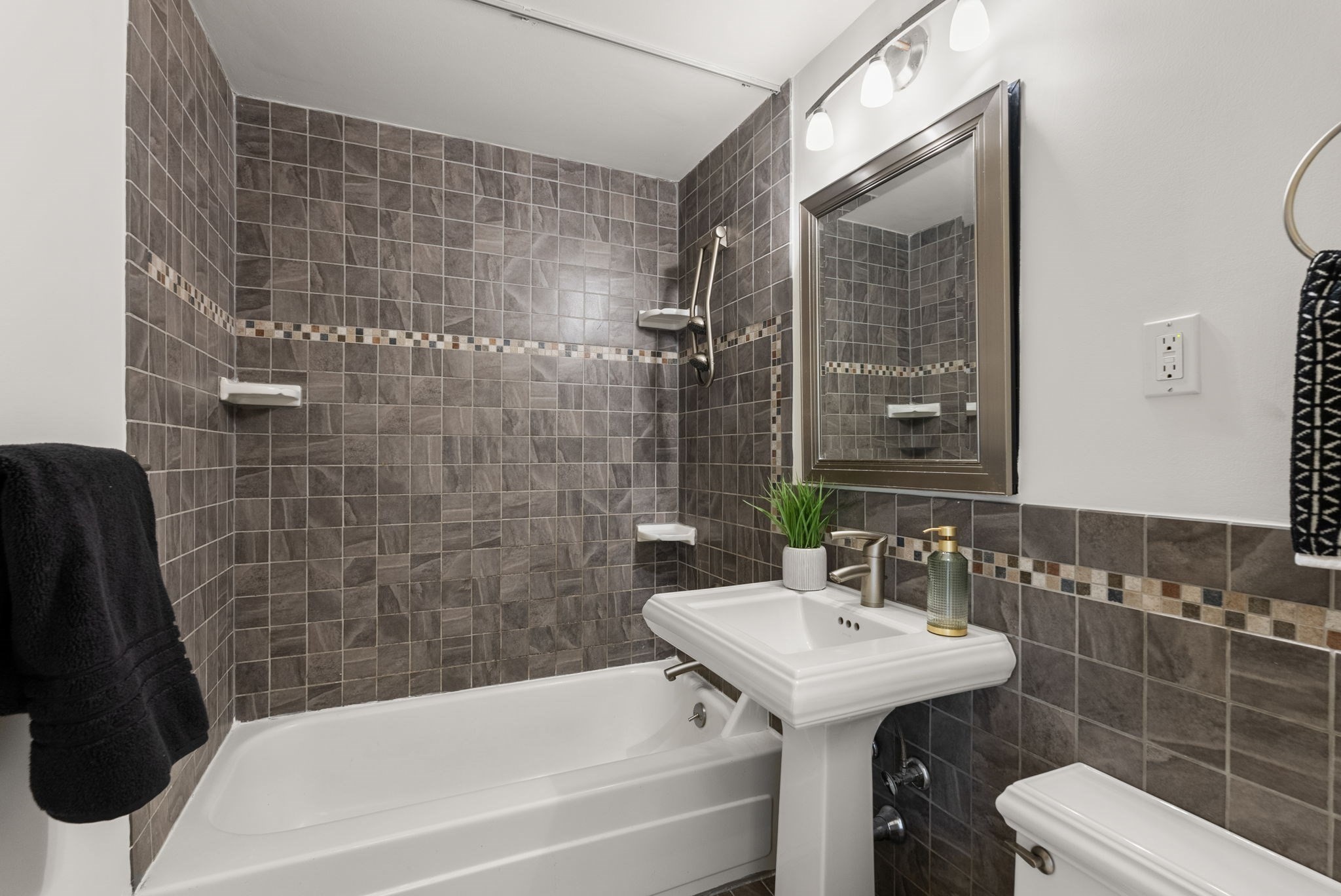 17 Bowdoin Street Unit 4AB, Beacon Hill, Boston, MA 02114 - Image 20
