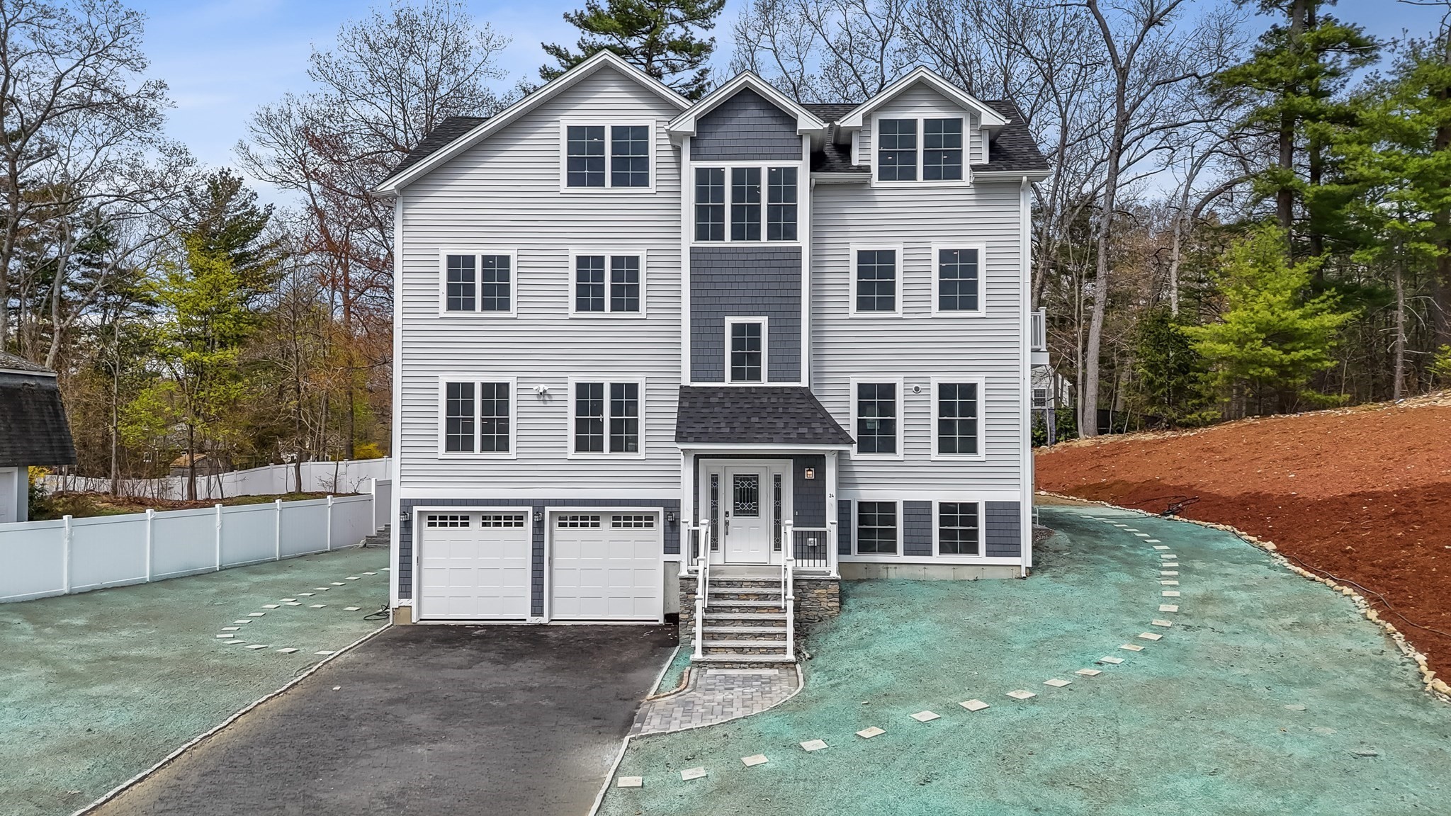 24 Marion St, Walpole, MA 02081