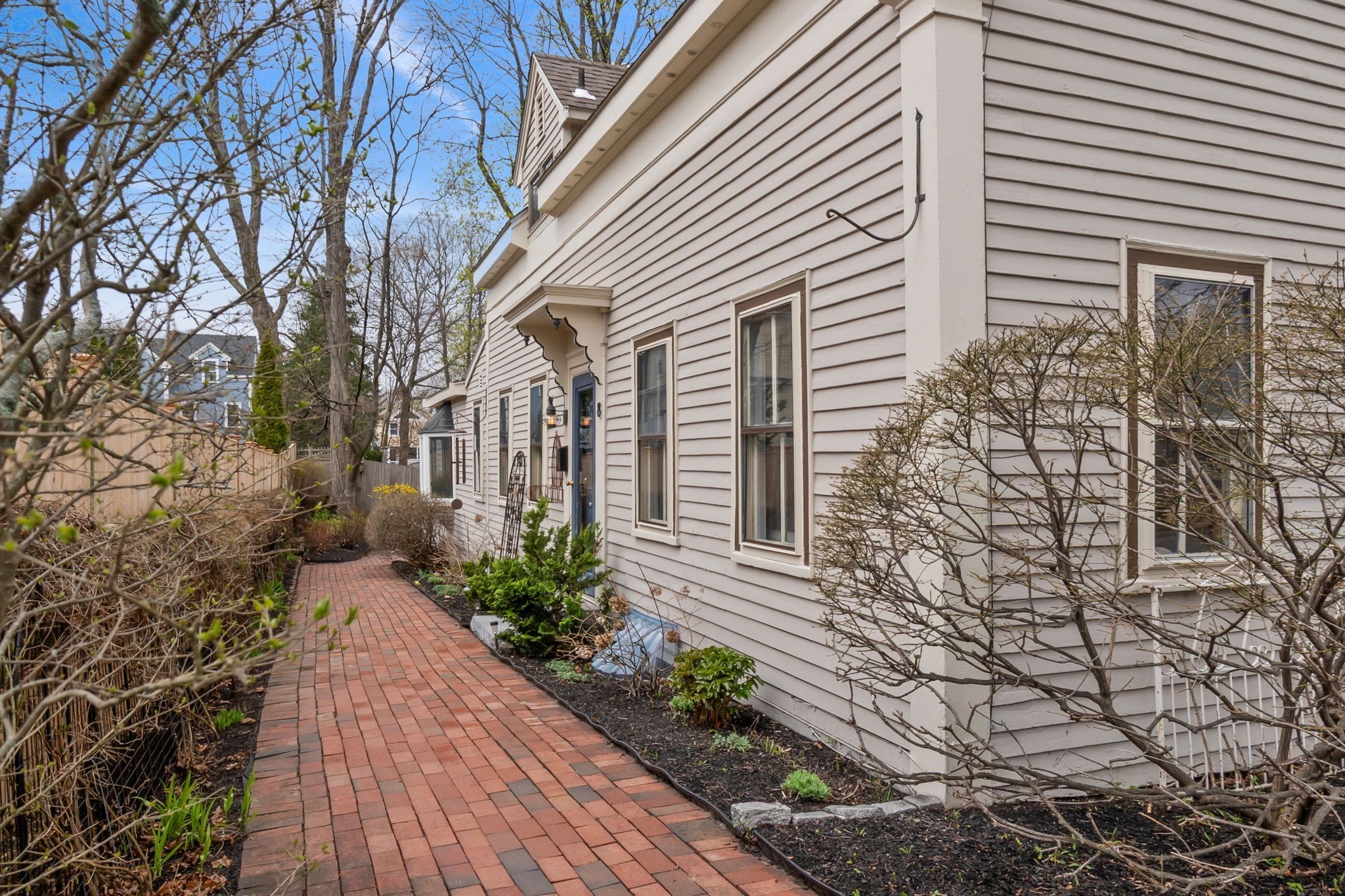 8 California St, Newburyport, MA 01950