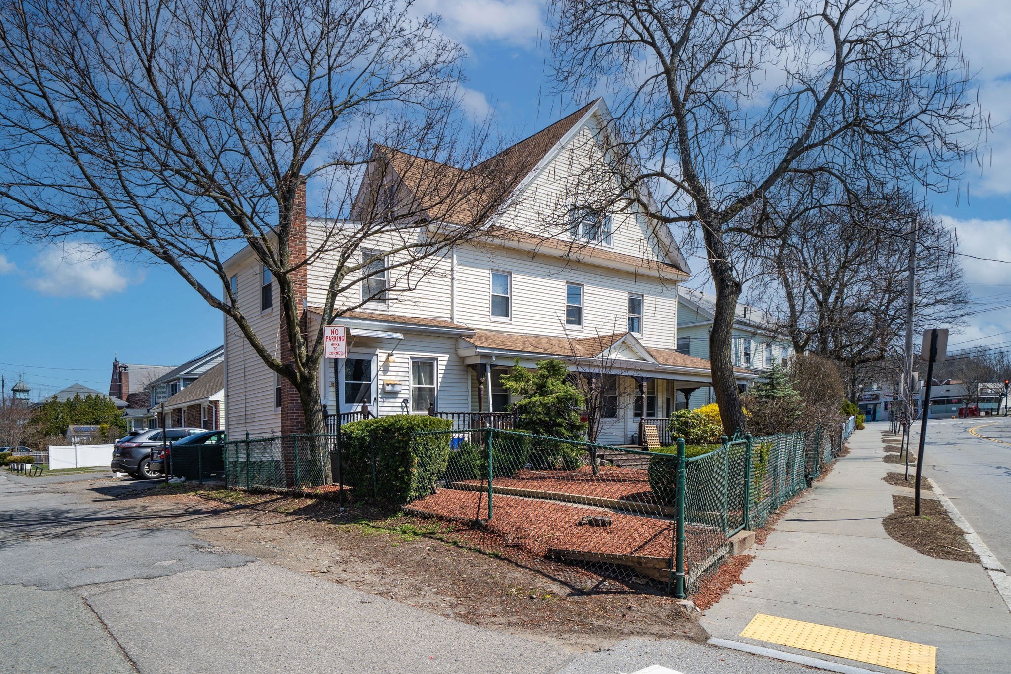 17 Crafts St, Newton, MA 02458