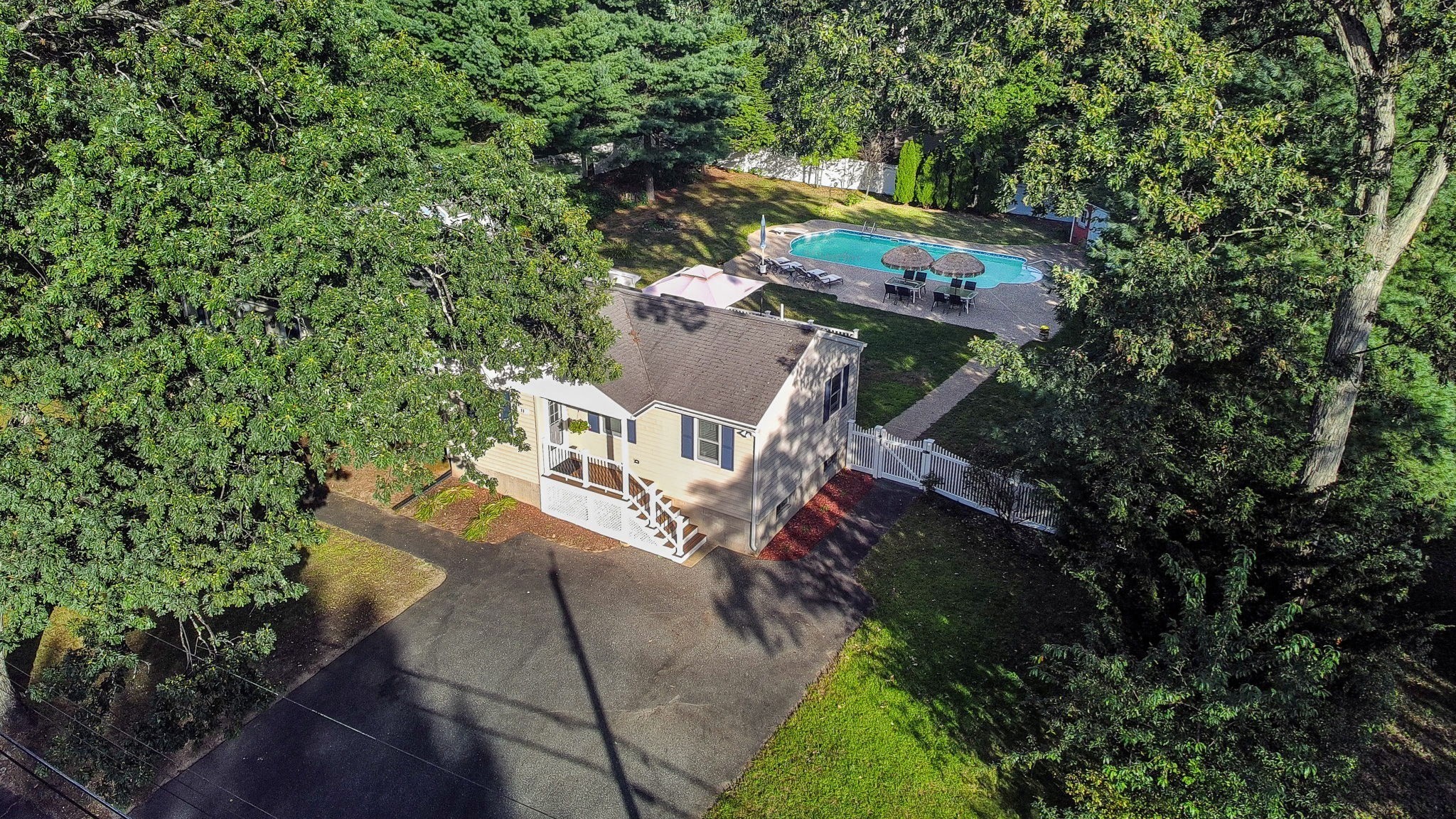 11 Moore St, Wilmington, MA 01887