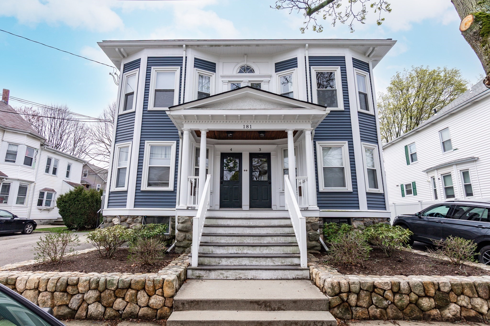 181 Robbins St Unit 4, Waltham, MA 02453