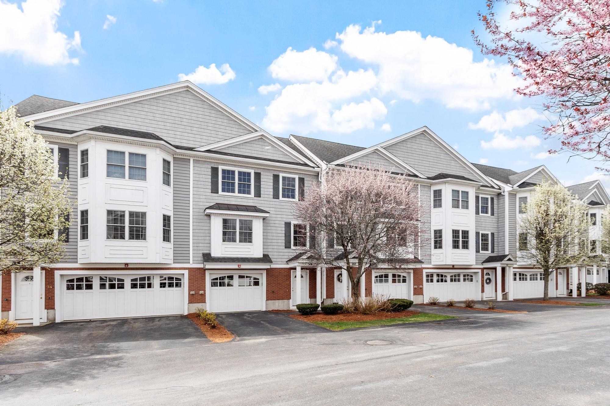 1975 Middlesex St Unit 33, Lowell, MA 01851