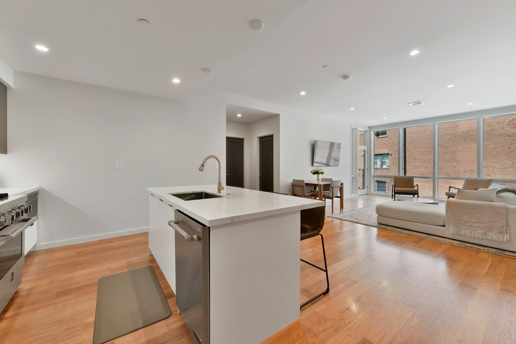531 E 2nd St Unit 201, South Boston, Boston, MA 02127 - Image 3