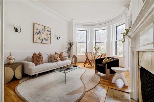 486 Beacon St, Apt 1