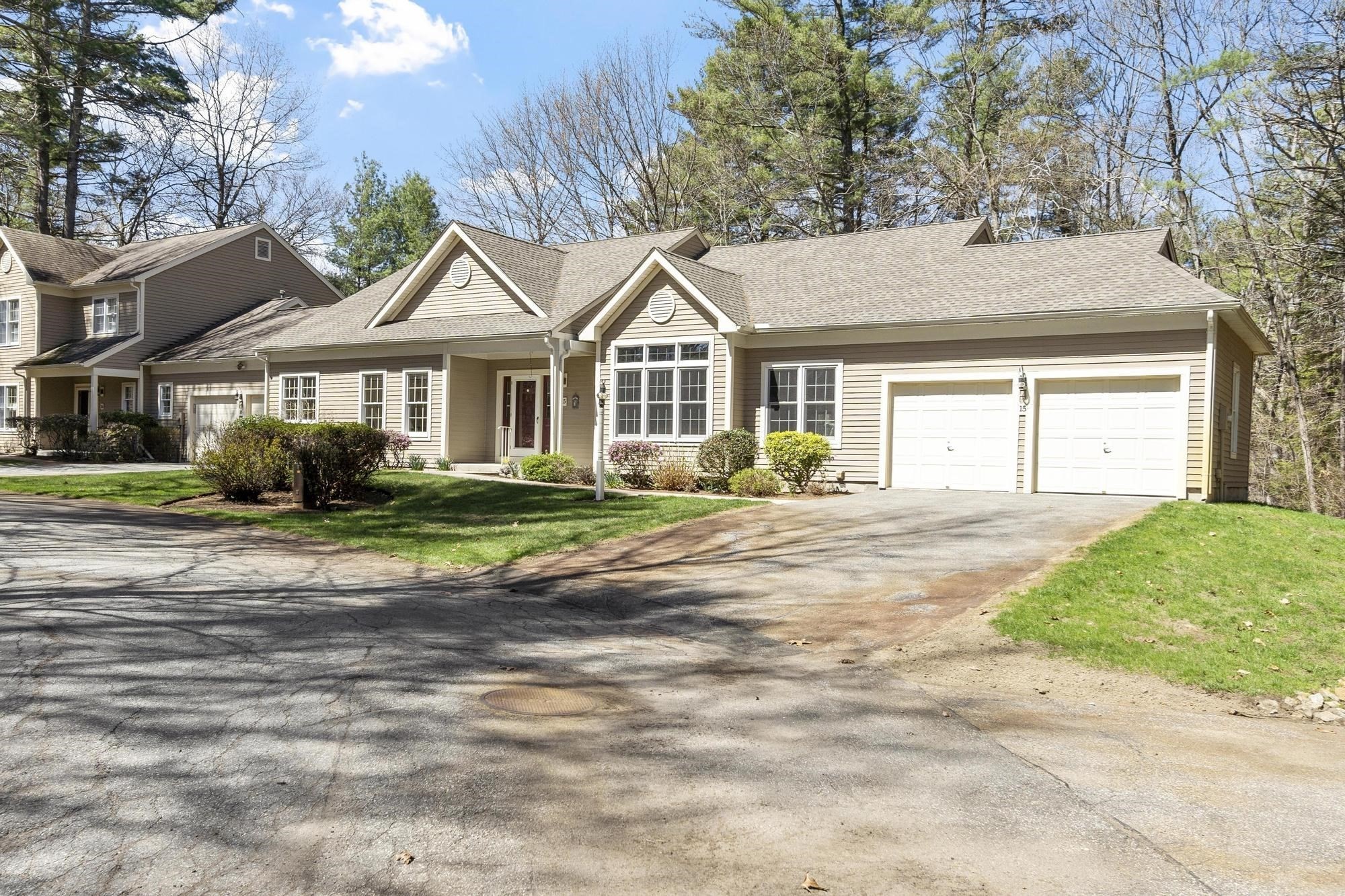 15 Pheasant Ln Unit 15, Bedford, MA 01730