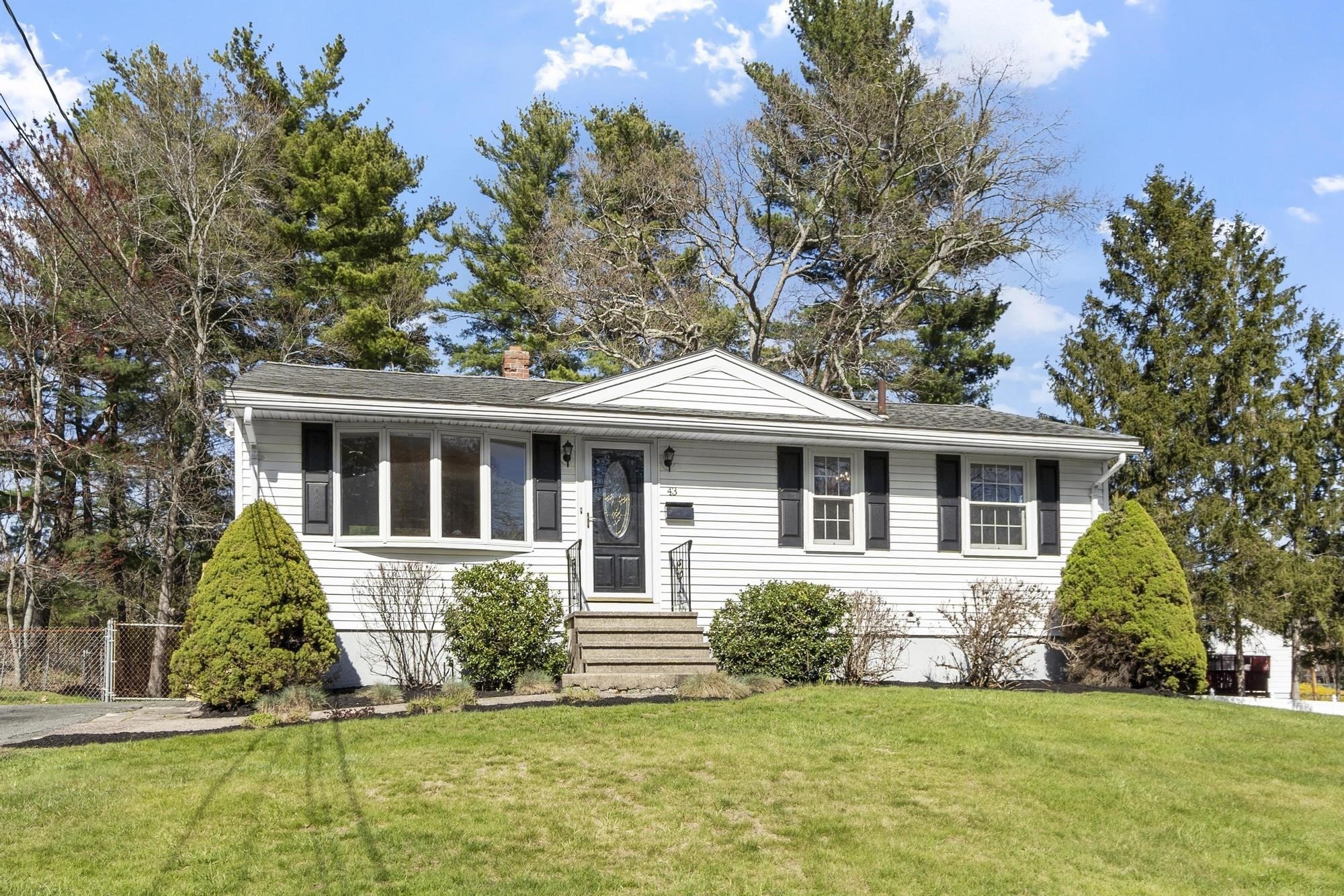 43 Perley Ave,, Peabody, MA 01960