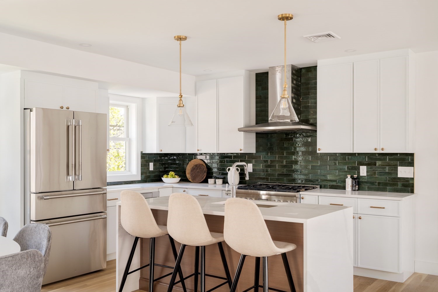 9 Olive Ave Unit 2, Somerville, MA 02143
