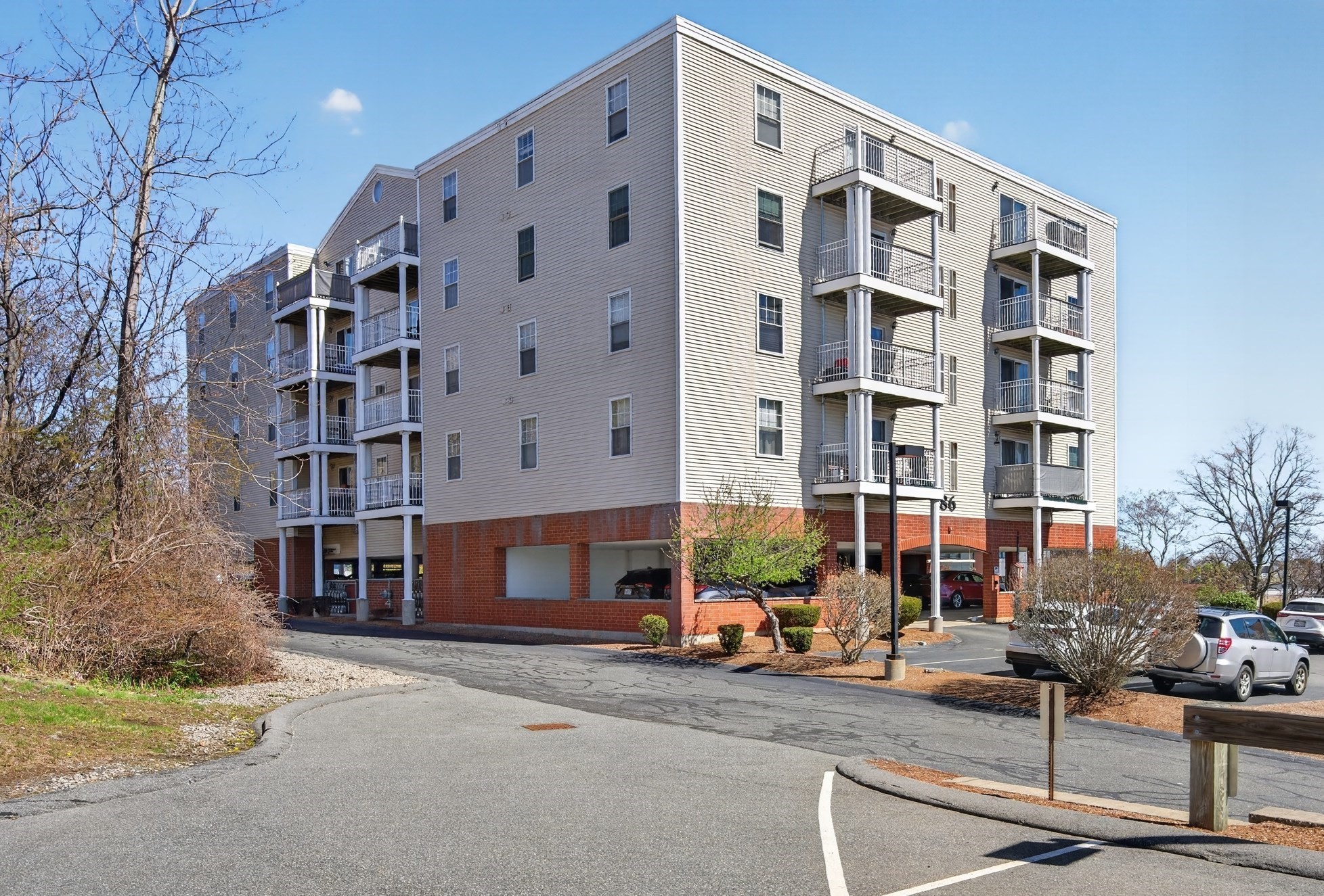 86 East Howard Unit 204, Quincy, MA 02169