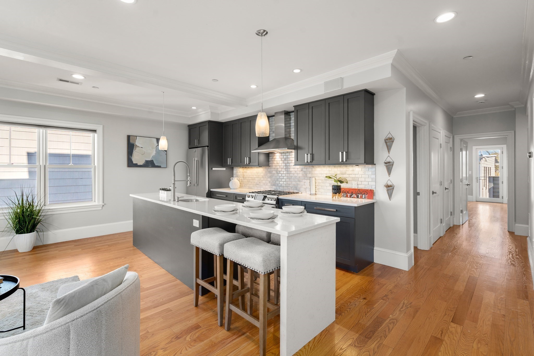 27 Washburn St Unit 5, Dorchester, Boston, MA 02125