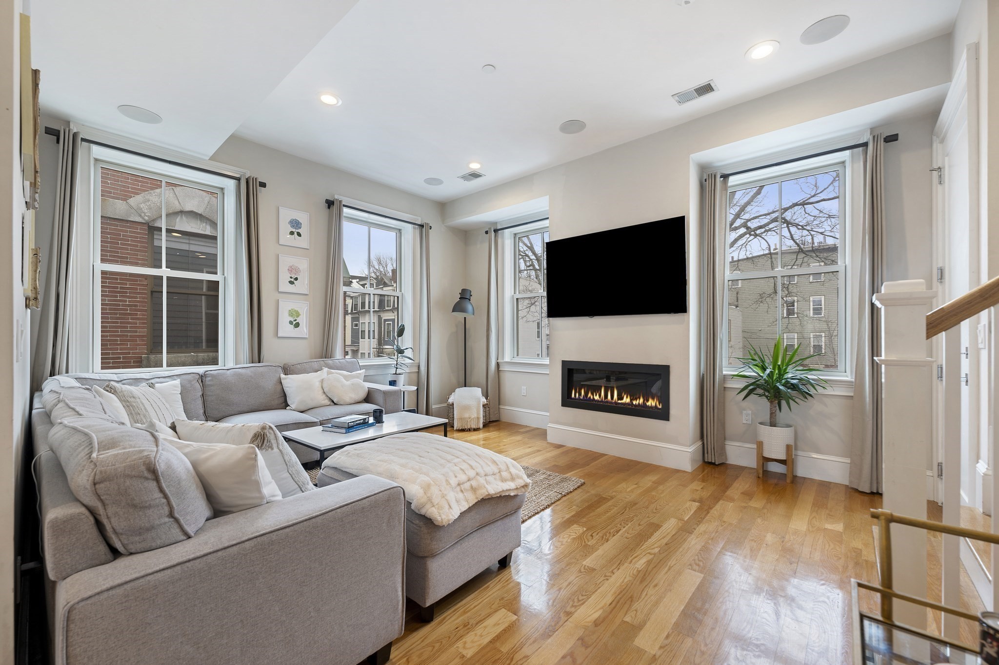 480 East 4th Street Unit 4, South Boston, Boston, MA 02127