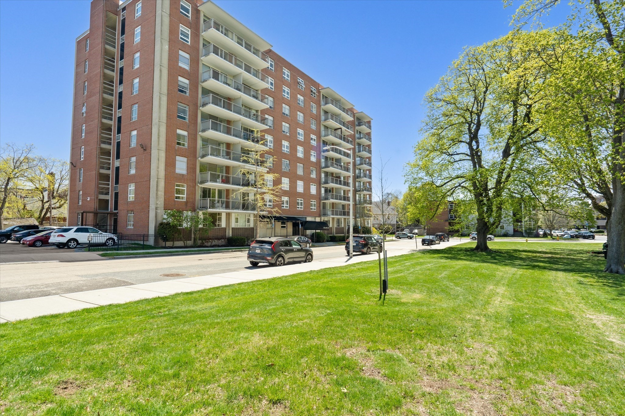 80 Salisbury St Unit 101, Worcester, MA 01609