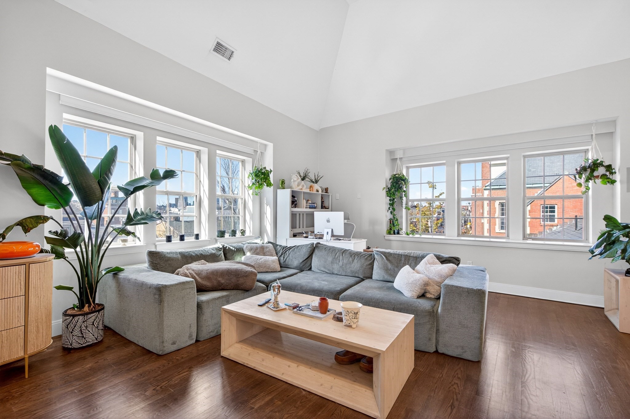 225 Dorchester St Unit 15, South Boston, Boston, MA 02127
