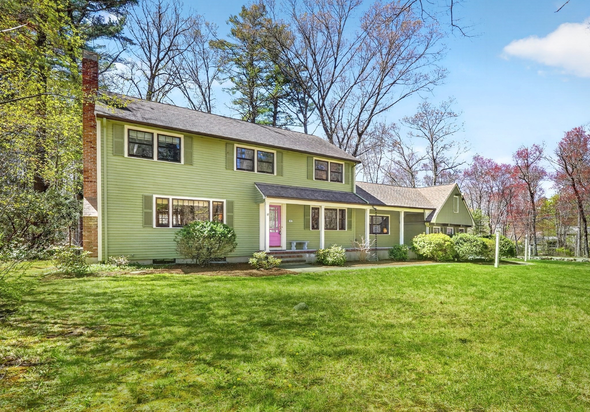 14 Beverly Rd, Bedford, MA 01730