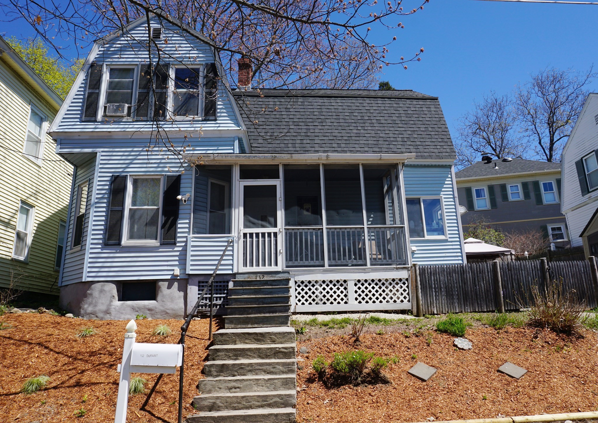 112 Durant St, Lowell, MA 01850