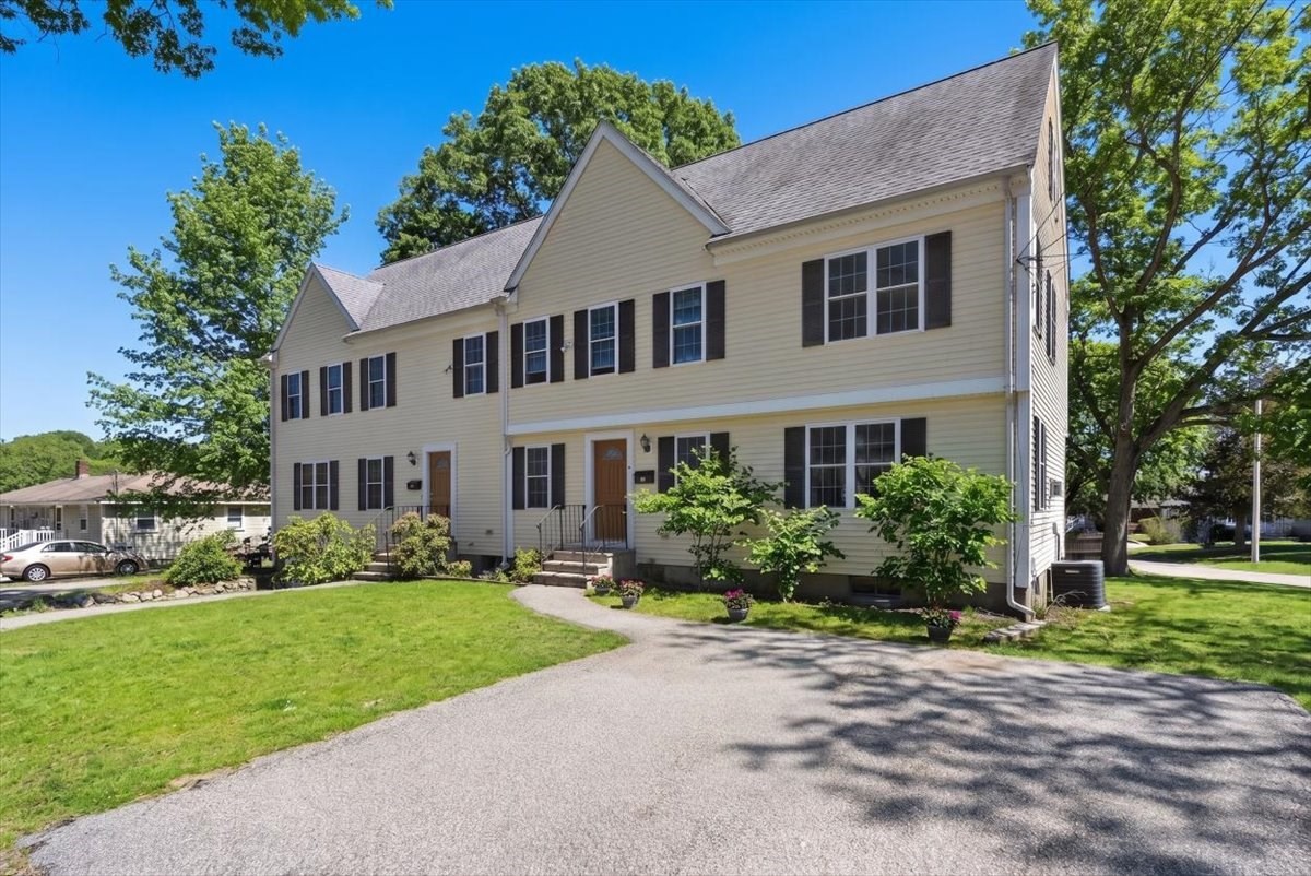 16 Rhodes Place Unit 16, Hingham, MA 02043