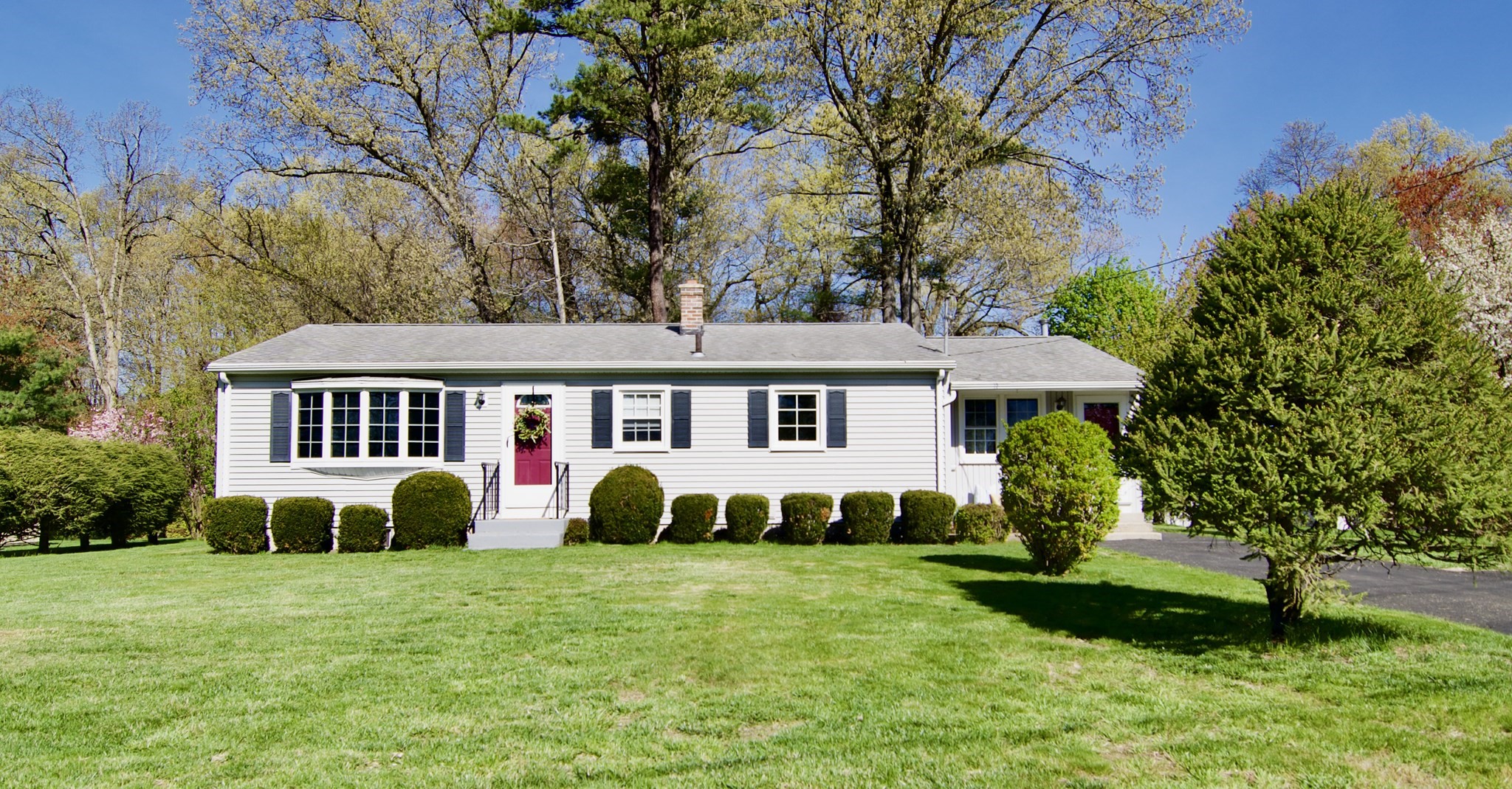 63 Marshall St, East Longmeadow, MA 01028