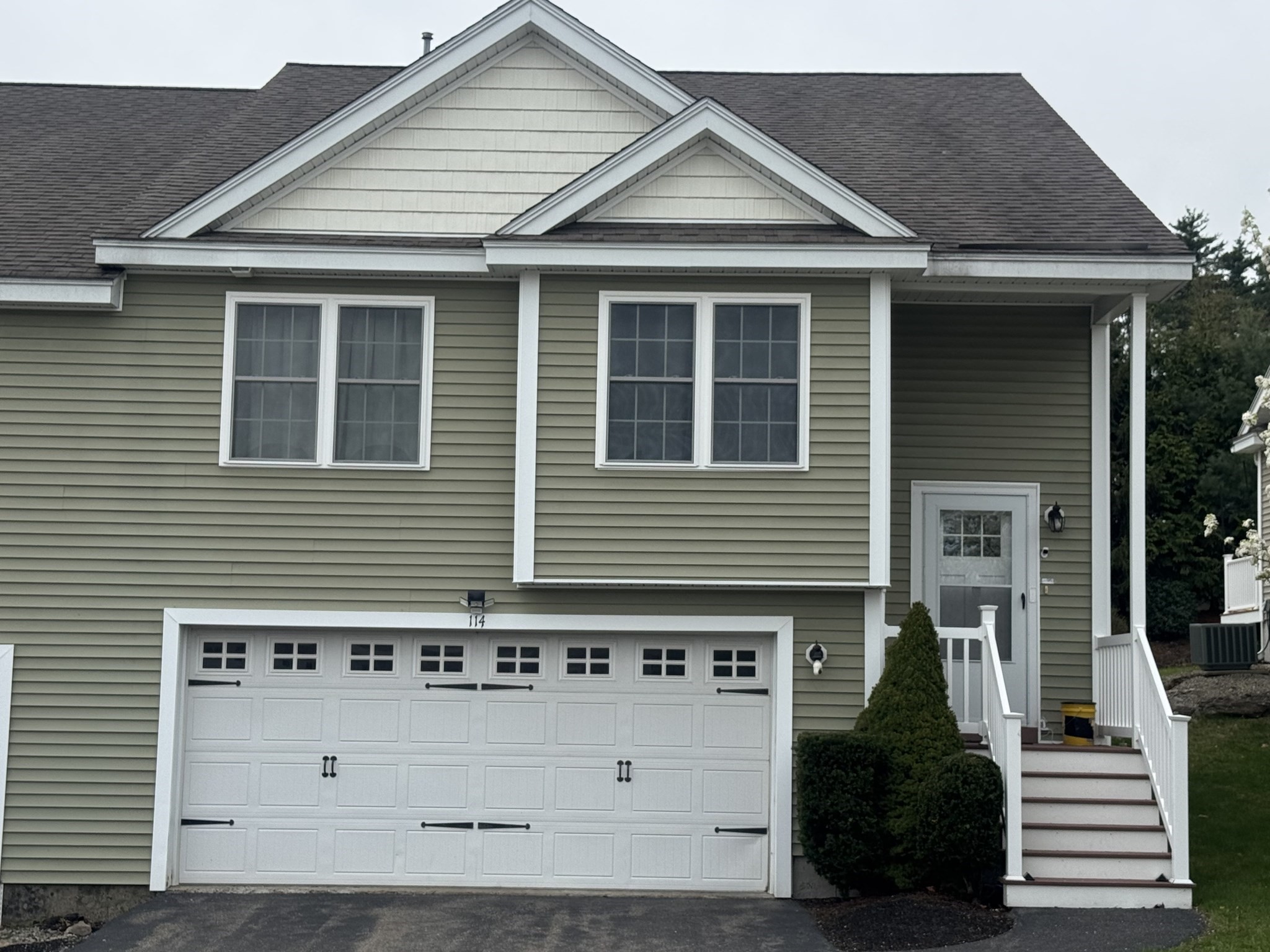 114 Richard Rd Unit 8, Leominster, MA 01453