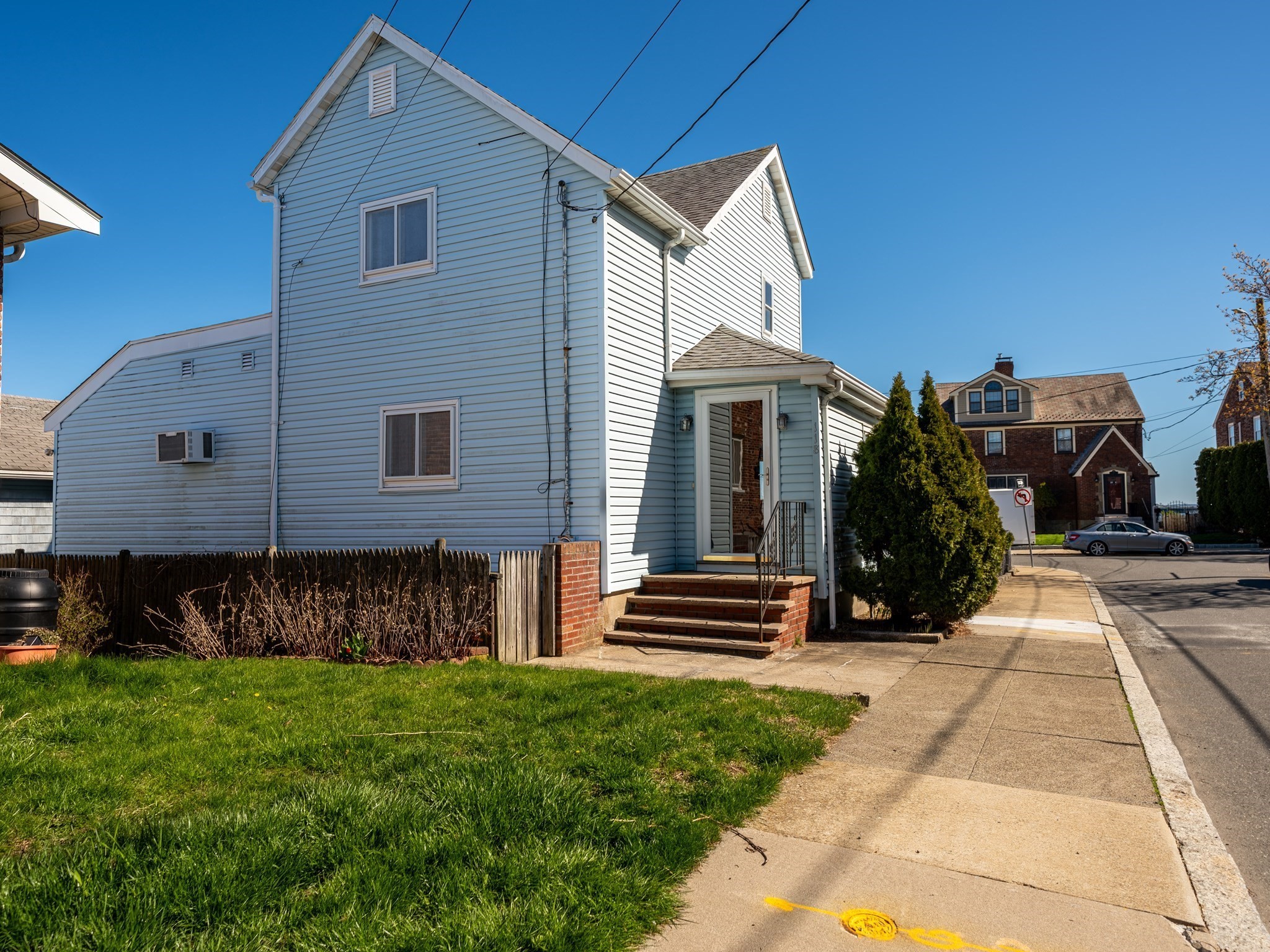 118 Sunnyside Ave., Winthrop, MA 02152