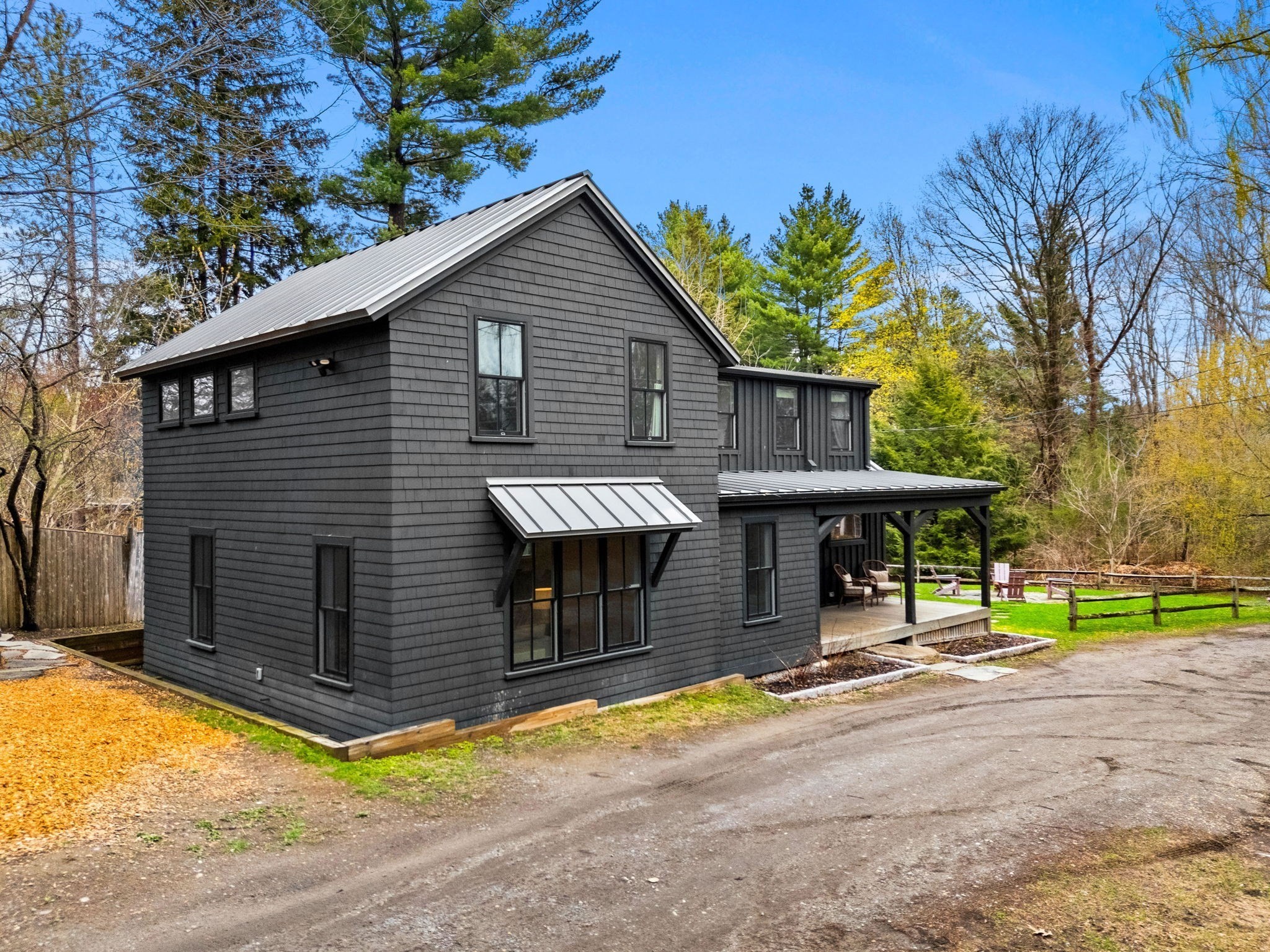 8 Rolfes Ln, Newbury, MA 01951