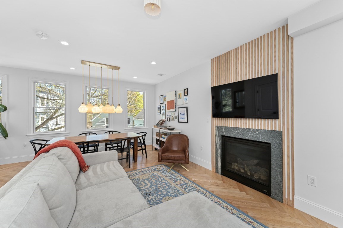 54 Jackson St Unit 2, Cambridge, MA 02140
