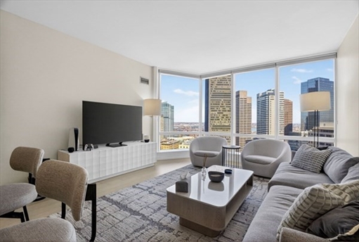 1 Franklin St, Apt 2805